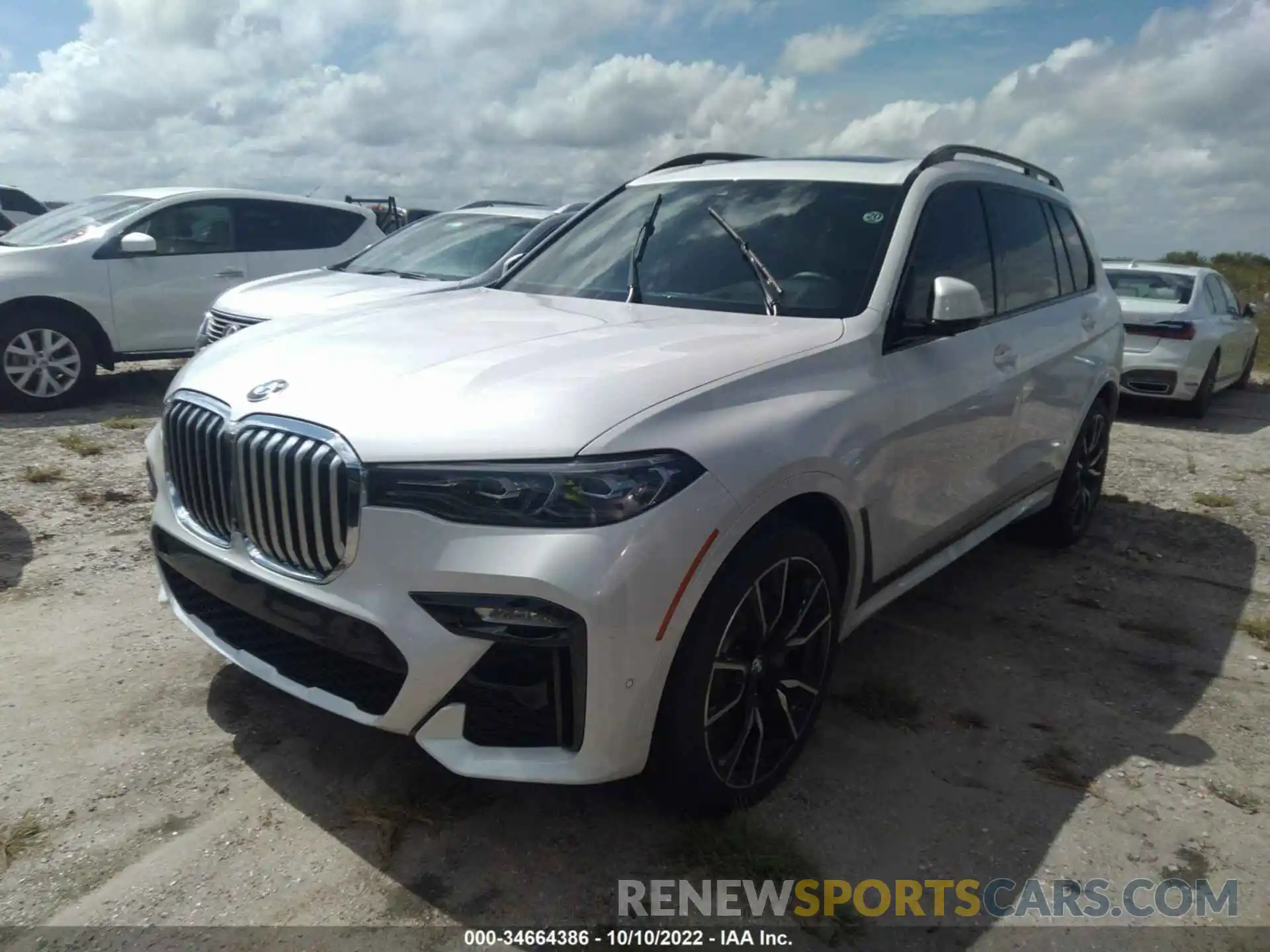 2 Фотография поврежденного автомобиля 5UXCW2C06L9C57409 BMW X7 2020