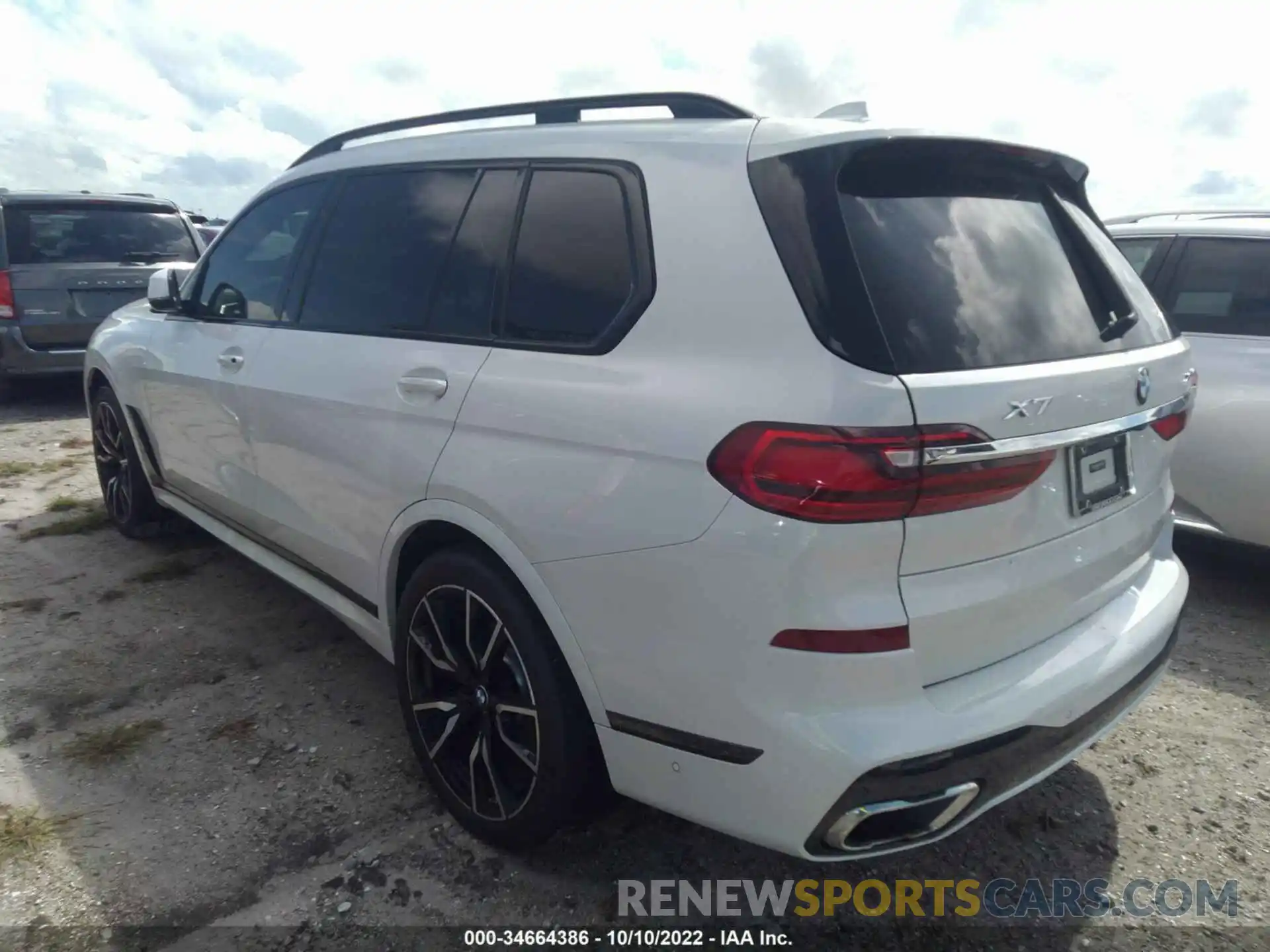 3 Фотография поврежденного автомобиля 5UXCW2C06L9C57409 BMW X7 2020