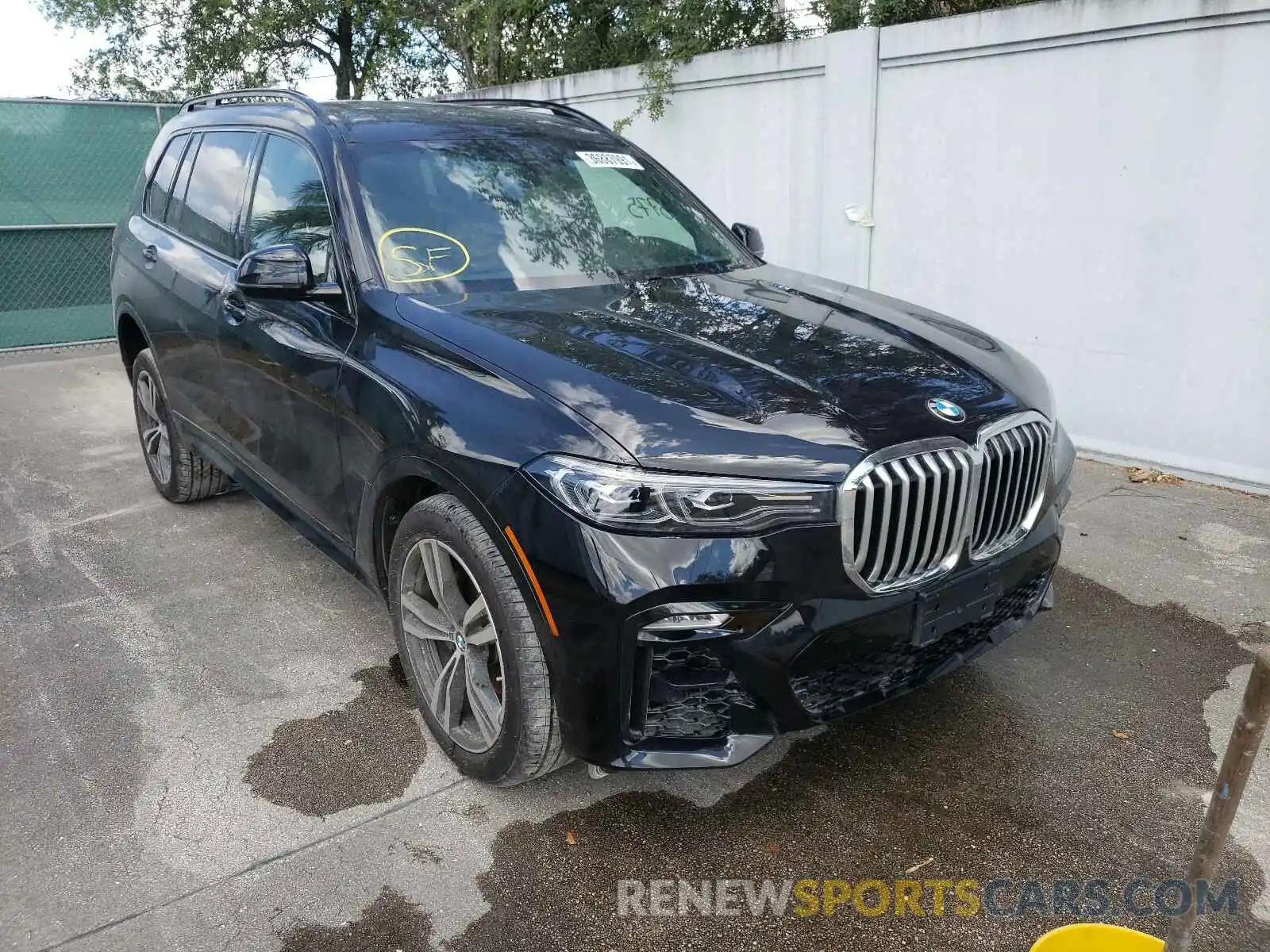 1 Фотография поврежденного автомобиля 5UXCW2C07L9C11300 BMW X7 2020