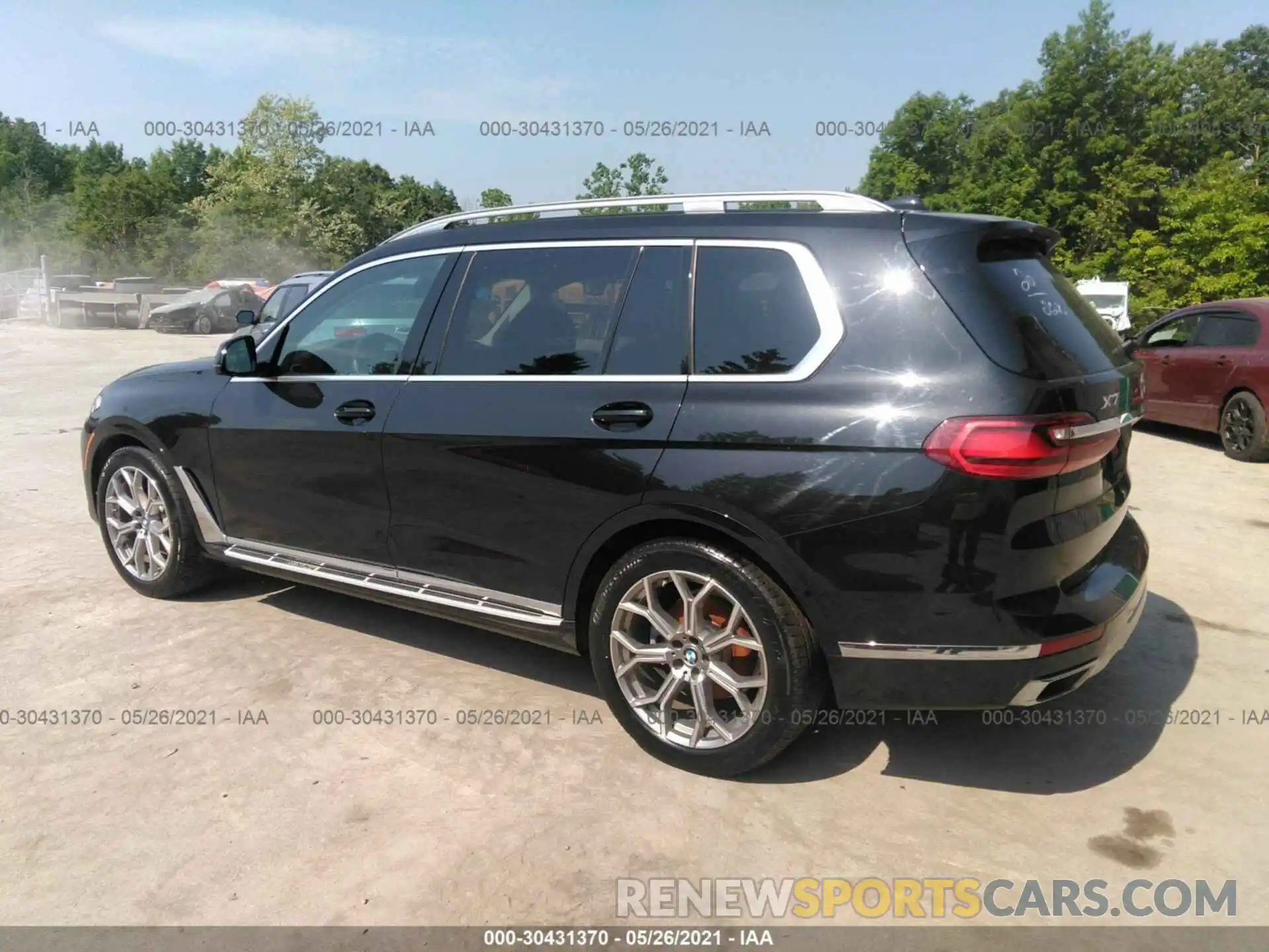 3 Photograph of a damaged car 5UXCW2C08L9B05356 BMW X7 2020