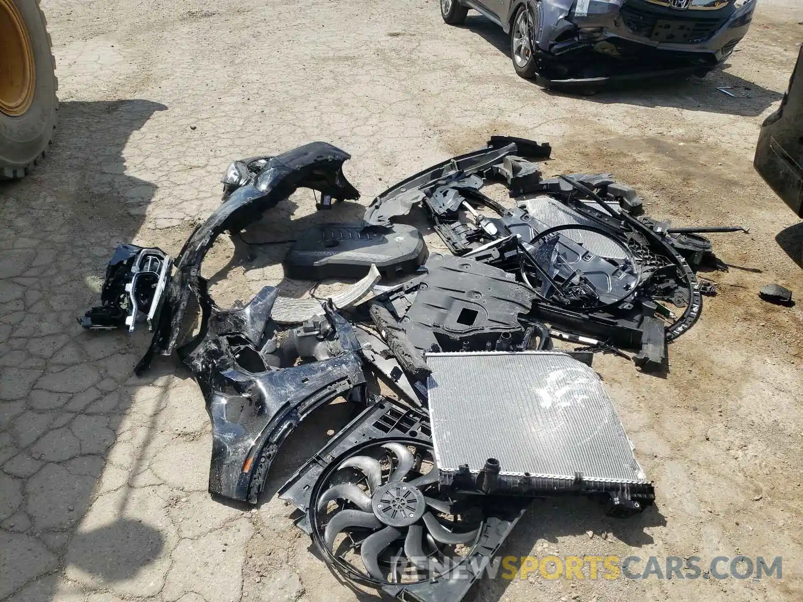 9 Photograph of a damaged car 5UXCW2C08L9B32198 BMW X7 2020