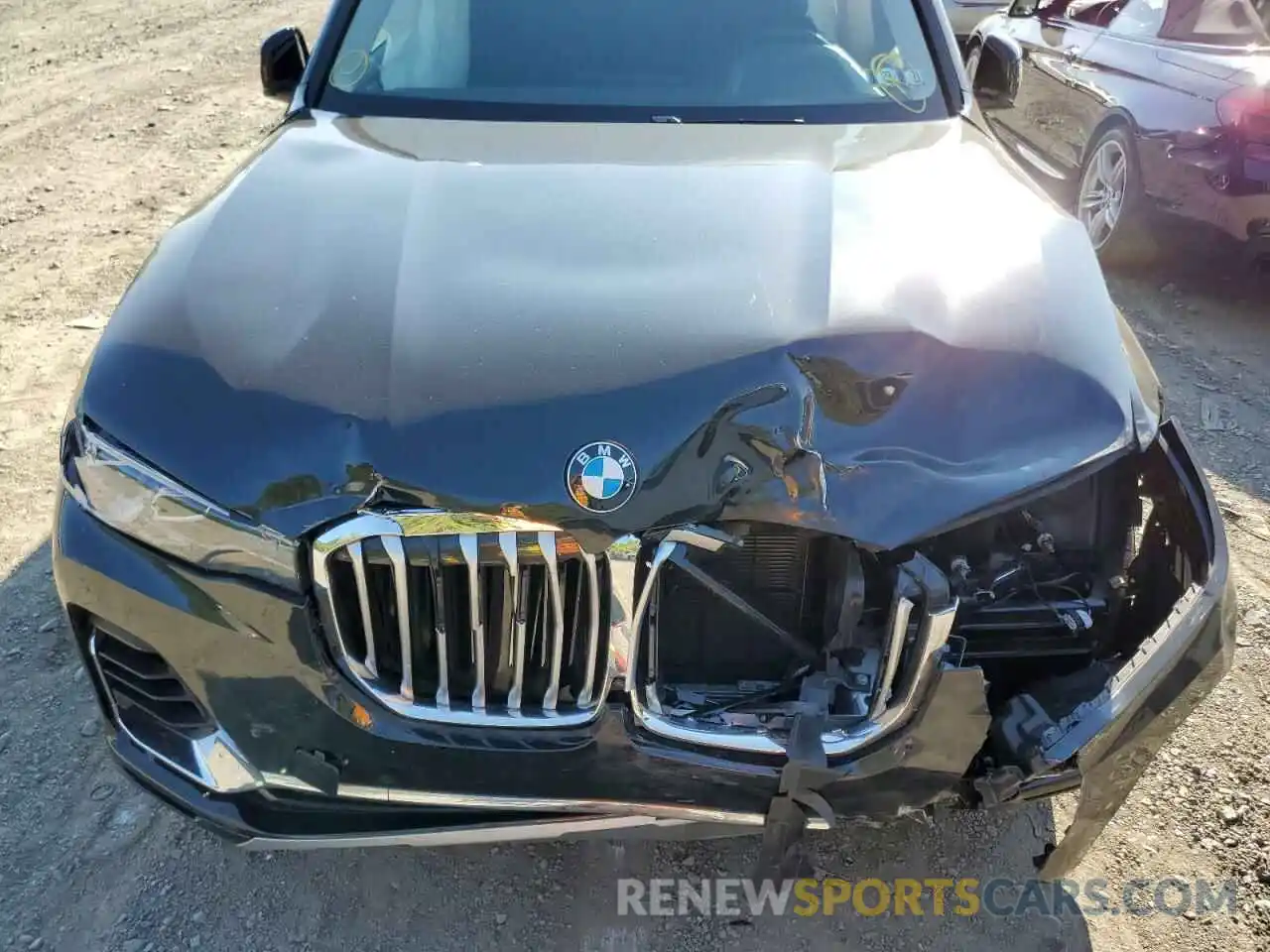 7 Photograph of a damaged car 5UXCW2C08L9B45906 BMW X7 2020