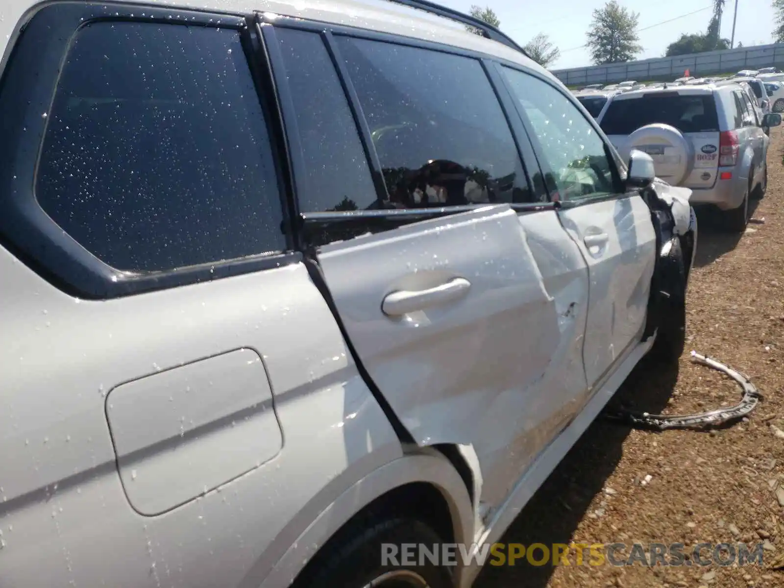 9 Photograph of a damaged car 5UXCW2C08L9B64259 BMW X7 2020