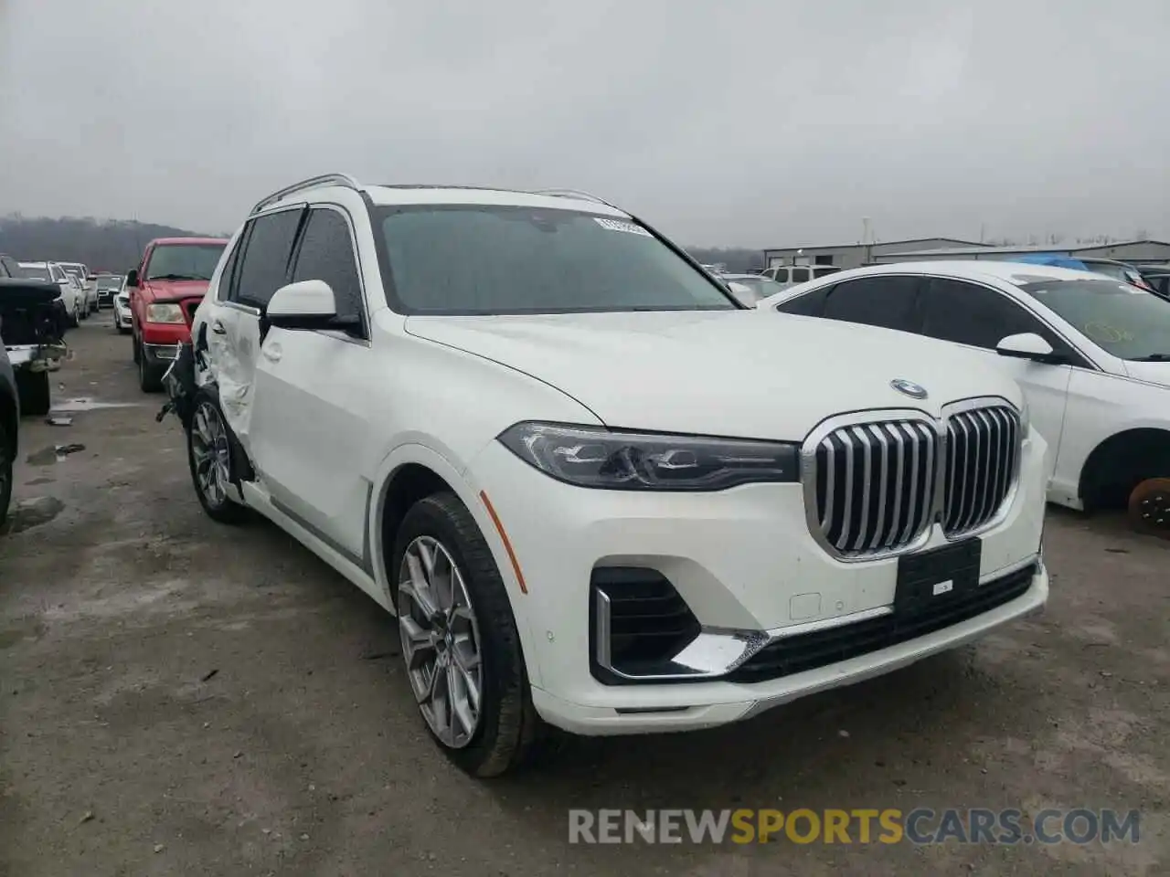 1 Photograph of a damaged car 5UXCW2C08L9B84821 BMW X7 2020