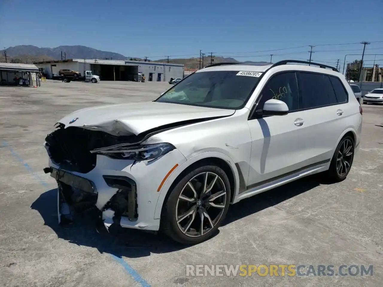 2 Photograph of a damaged car 5UXCW2C08L9C55709 BMW X7 2020