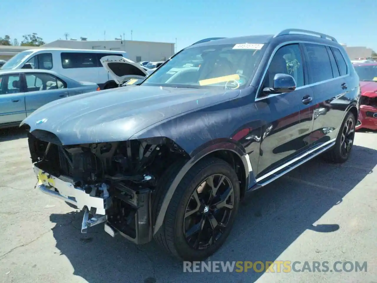 2 Photograph of a damaged car 5UXCW2C09L9B91731 BMW X7 2020