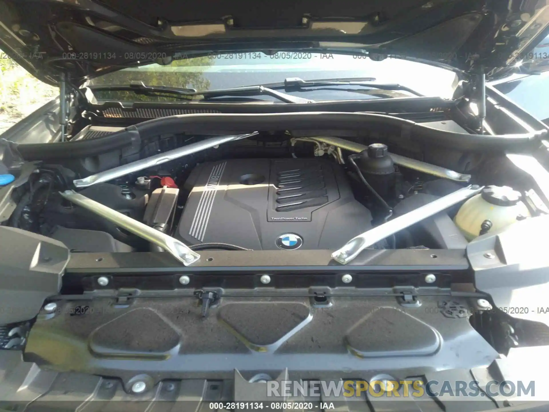 10 Photograph of a damaged car 5UXCW2C0XL9A01886 BMW X7 2020