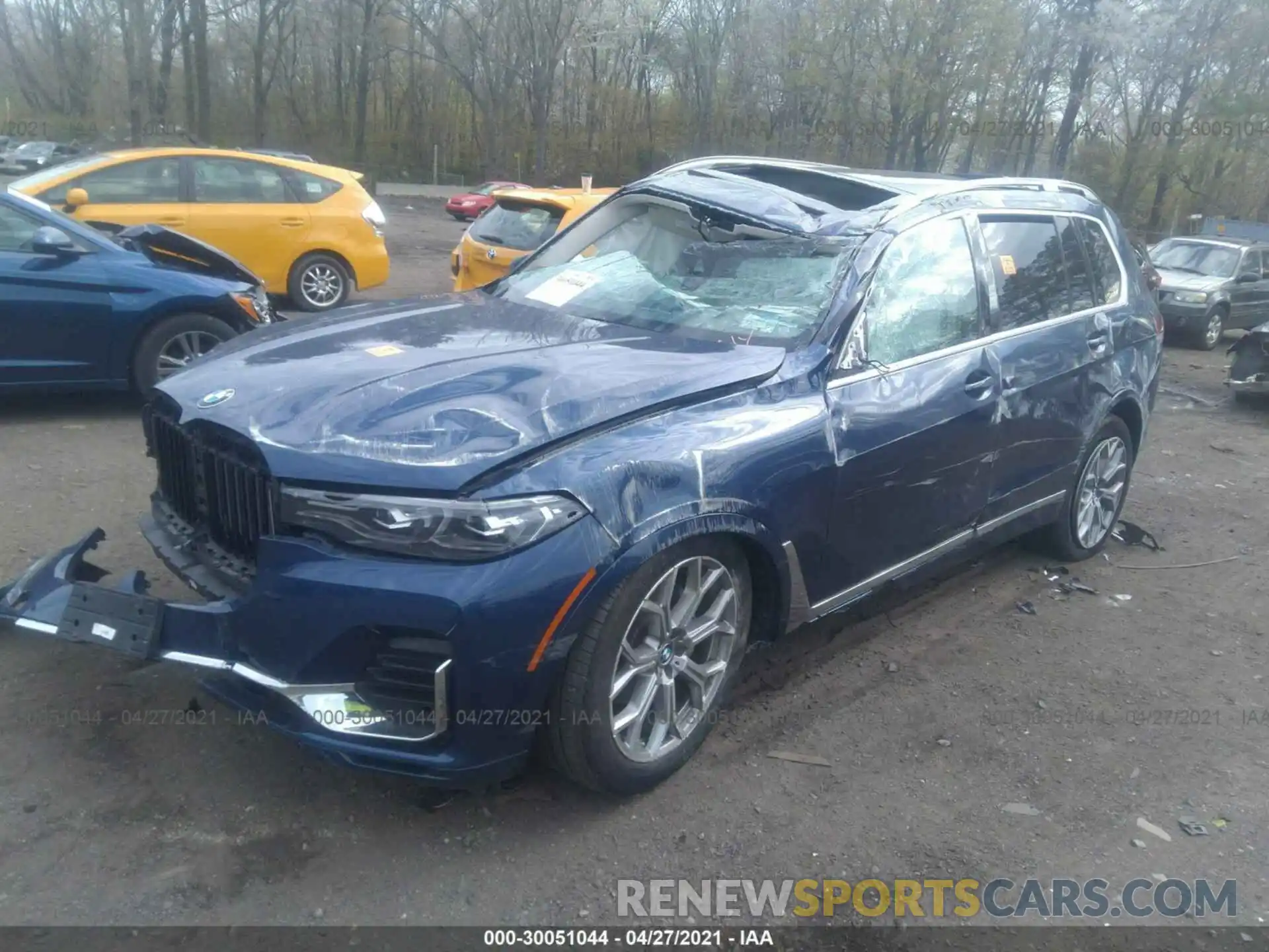 2 Photograph of a damaged car 5UXCW2C0XL9B25012 BMW X7 2020