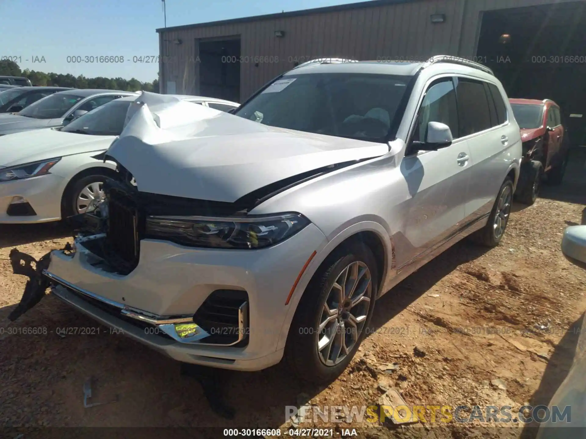 2 Photograph of a damaged car 5UXCW2C0XL9B45843 BMW X7 2020