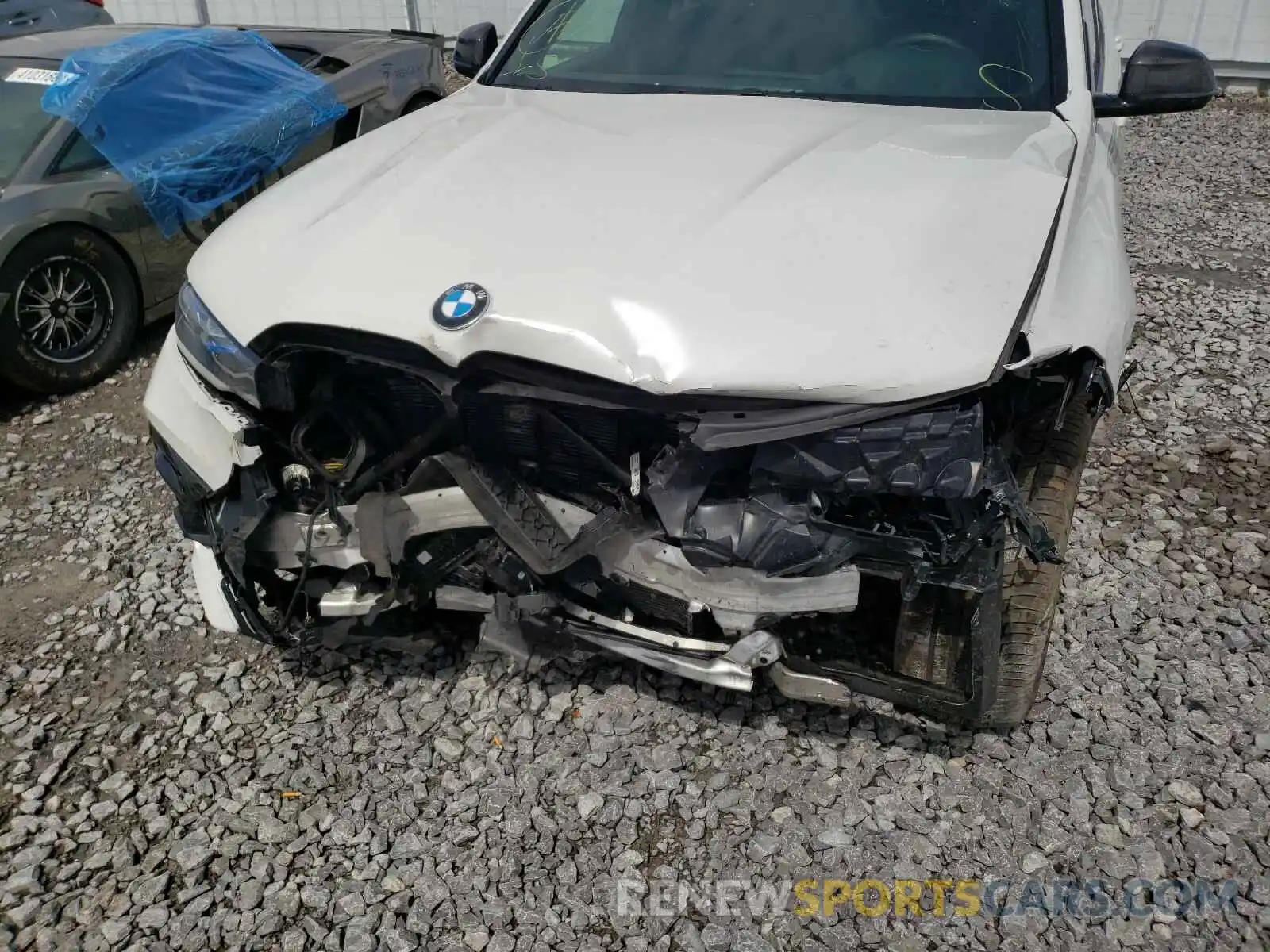 9 Photograph of a damaged car 5UXCW2C0XL9B48550 BMW X7 2020