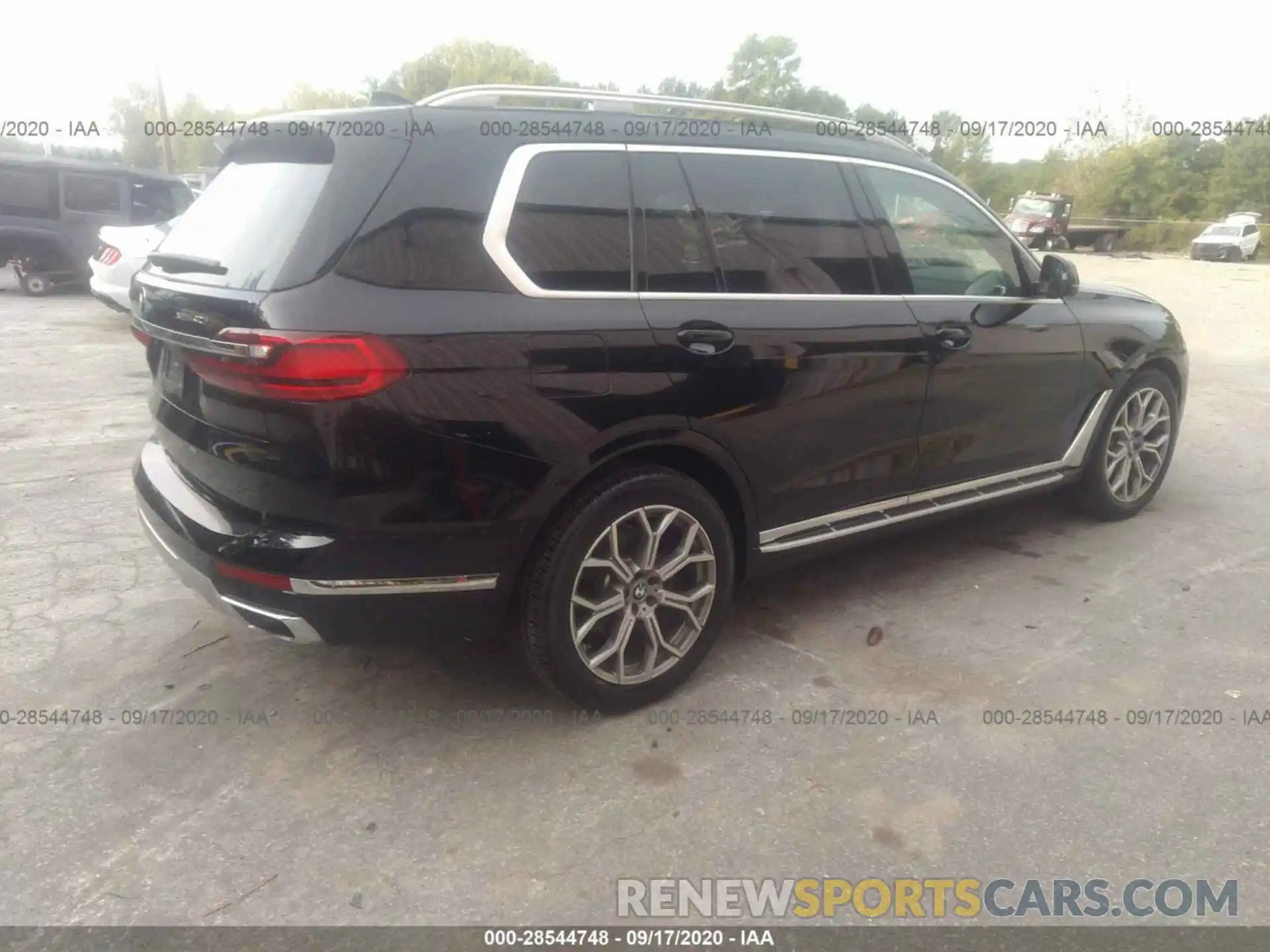 4 Фотография поврежденного автомобиля 5UXCW2C0XL9B56695 BMW X7 2020