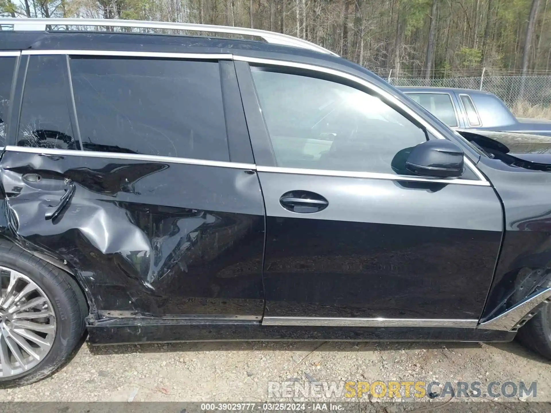 13 Фотография поврежденного автомобиля 5UXCW2C0XL9B99739 BMW X7 2020