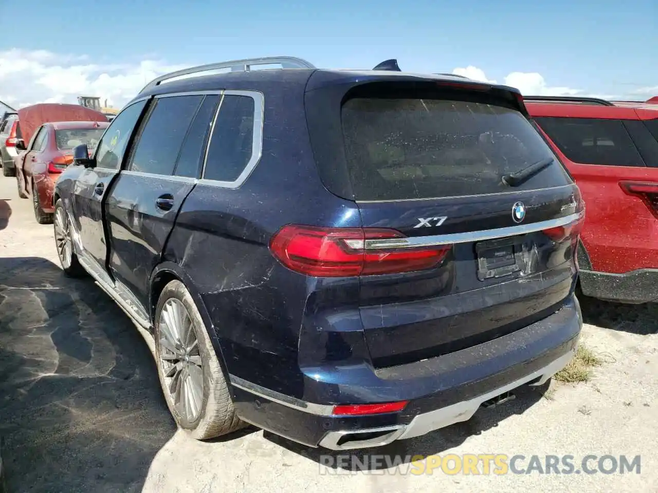 3 Фотография поврежденного автомобиля 5UXCX4C00L9D06046 BMW X7 2020