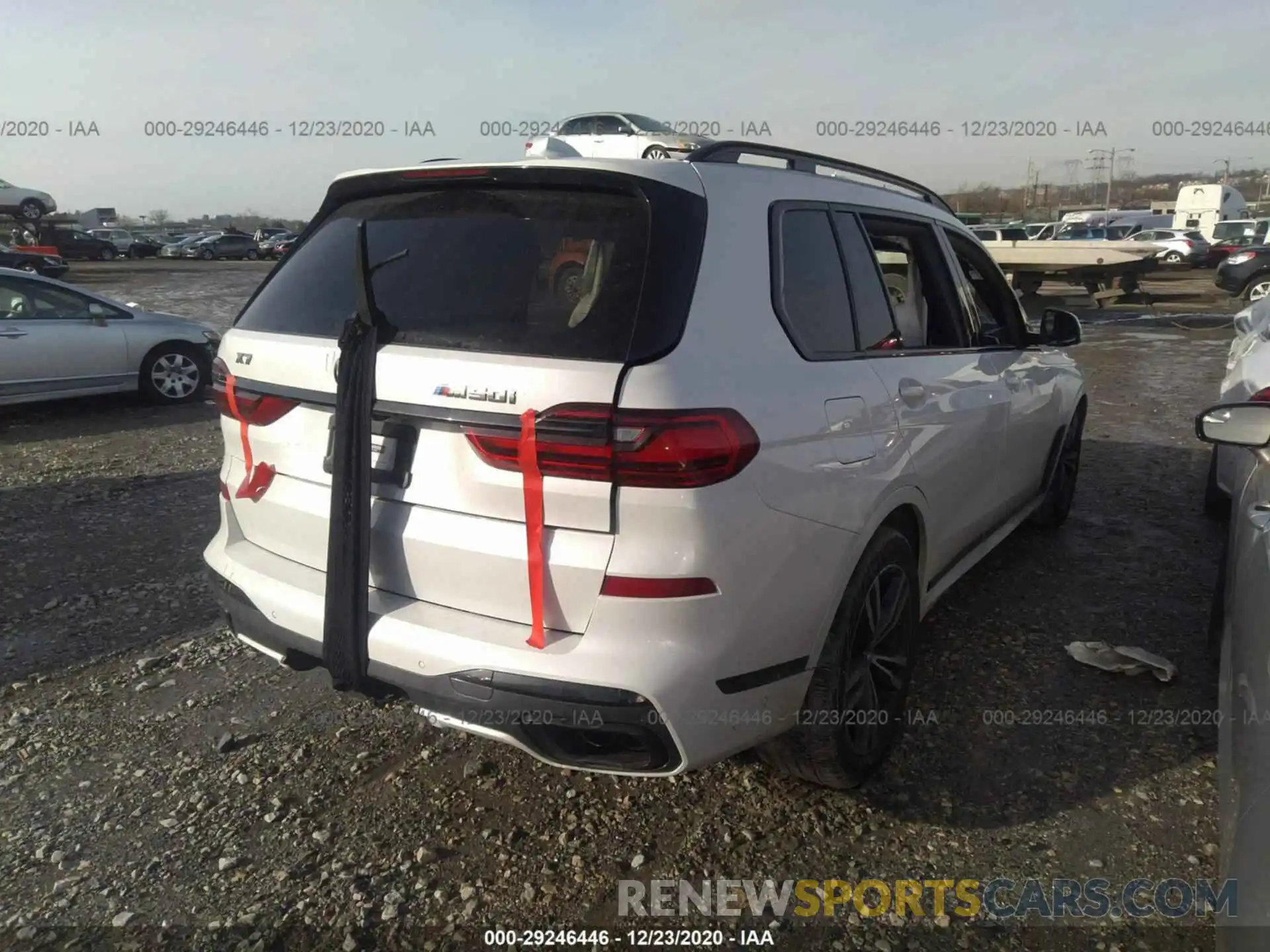 4 Фотография поврежденного автомобиля 5UXCX6C01L9C43843 BMW X7 2020