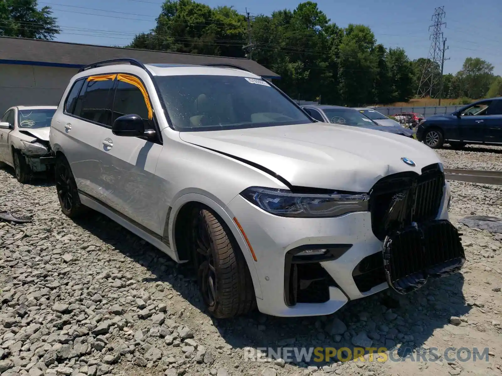 1 Photograph of a damaged car 5UXCX6C03L9C78190 BMW X7 2020