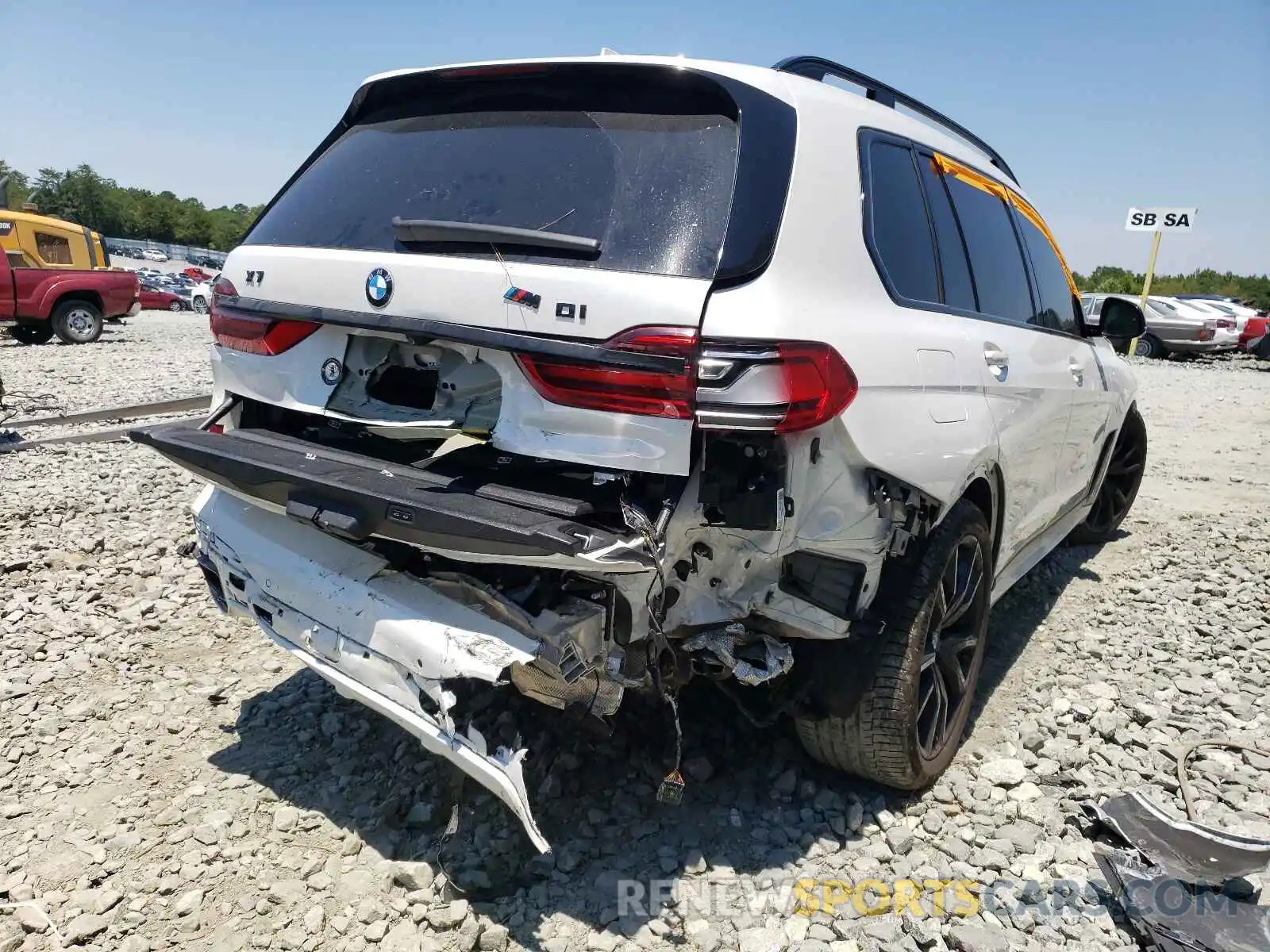 4 Photograph of a damaged car 5UXCX6C03L9C78190 BMW X7 2020