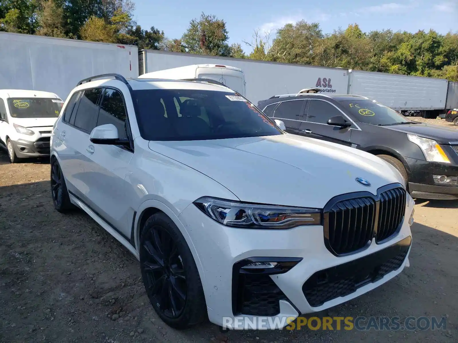 1 Photograph of a damaged car 5UXCX6C03LLE35512 BMW X7 2020