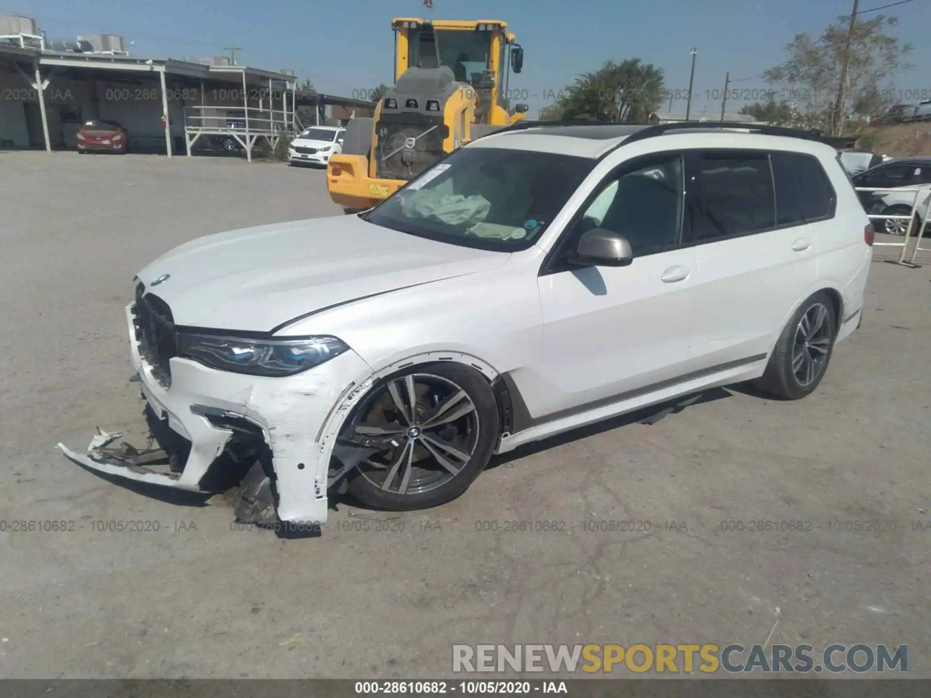 2 Photograph of a damaged car 5UXCX6C06LLE35410 BMW X7 2020