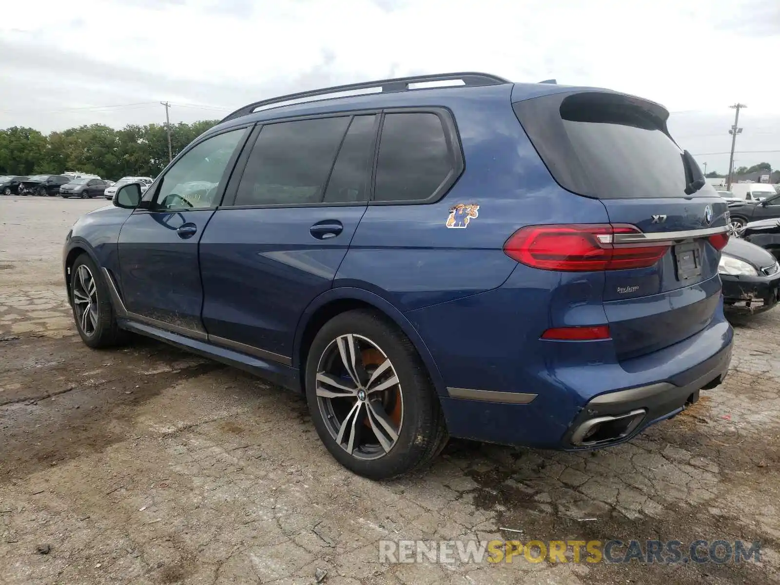 3 Фотография поврежденного автомобиля 5UXCX6C07LLE35335 BMW X7 2020