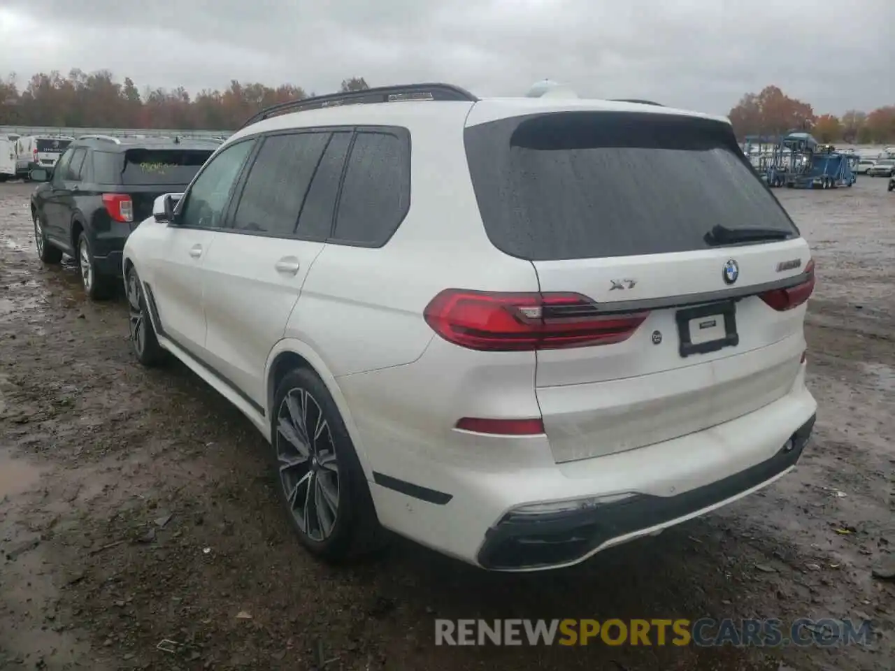 3 Photograph of a damaged car 5UXCX6C08L9D43230 BMW X7 2020