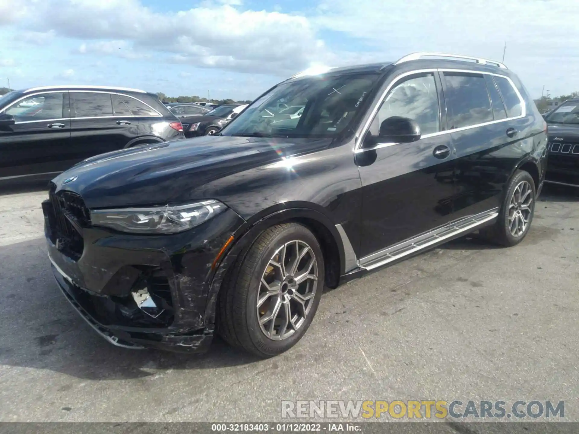 2 Photograph of a damaged car 5UXCW2C00M9E85956 BMW X7 2021