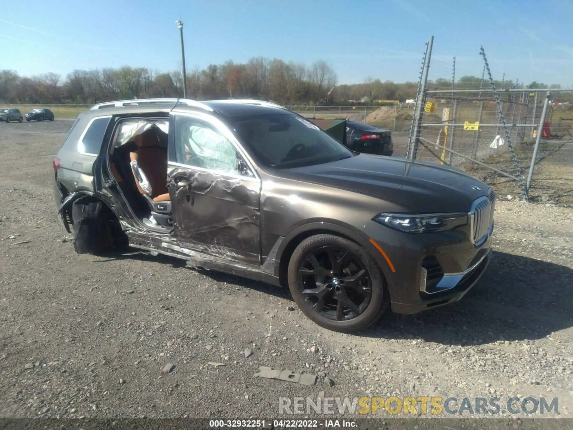 1 Photograph of a damaged car 5UXCW2C01M9E78465 BMW X7 2021