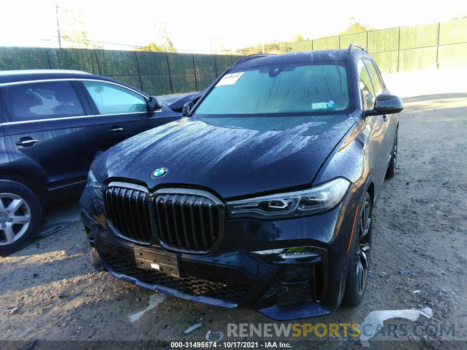 6 Photograph of a damaged car 5UXCW2C01M9E96836 BMW X7 2021