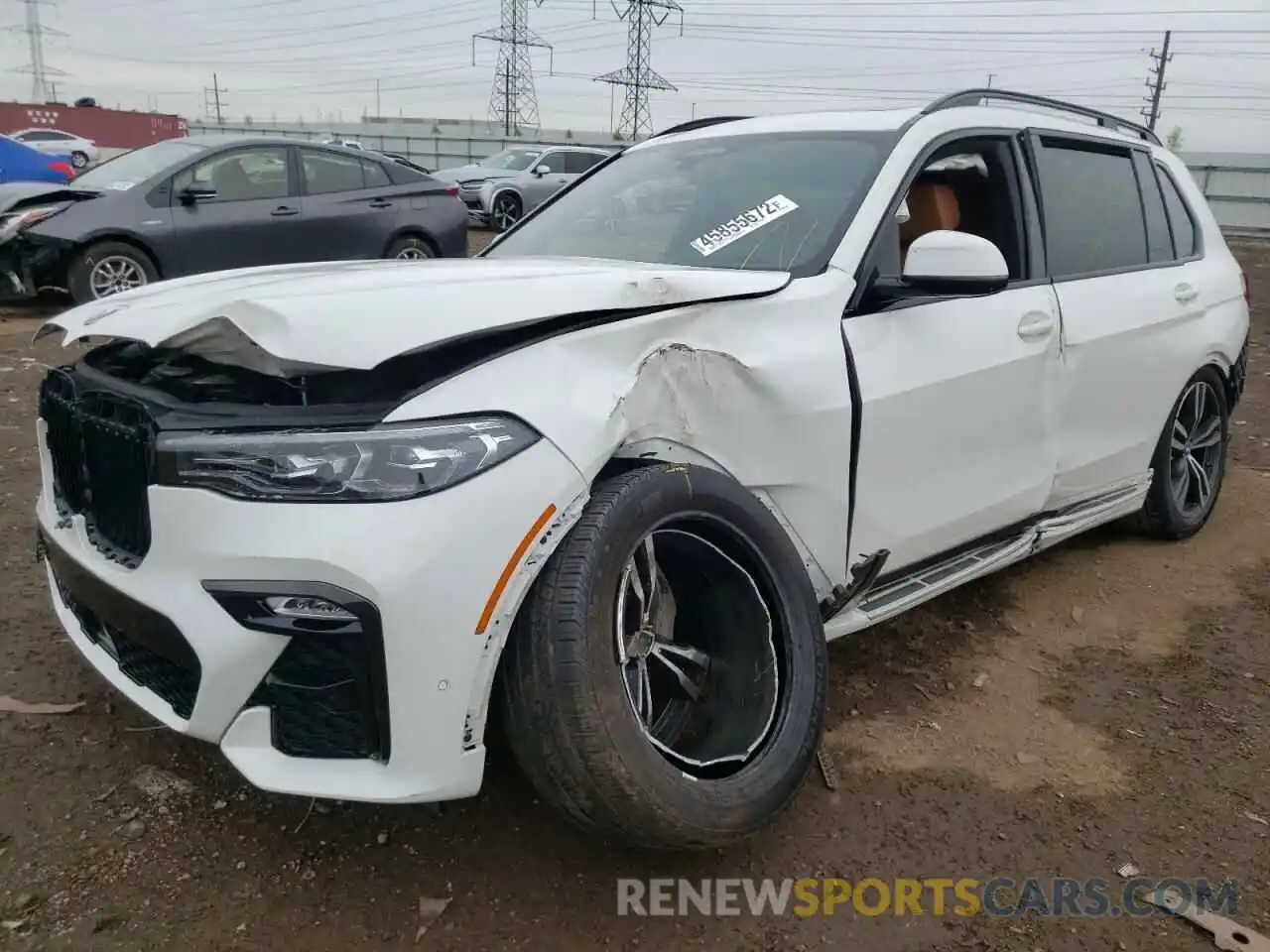 2 Photograph of a damaged car 5UXCW2C01M9F11965 BMW X7 2021