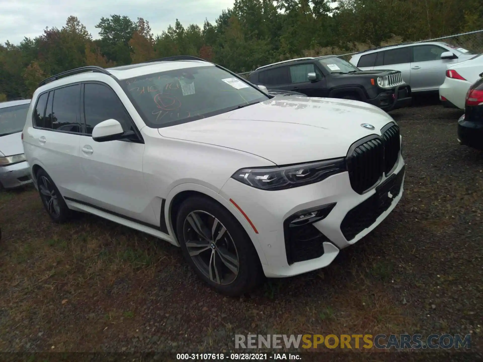 1 Photograph of a damaged car 5UXCW2C02M9E17397 BMW X7 2021