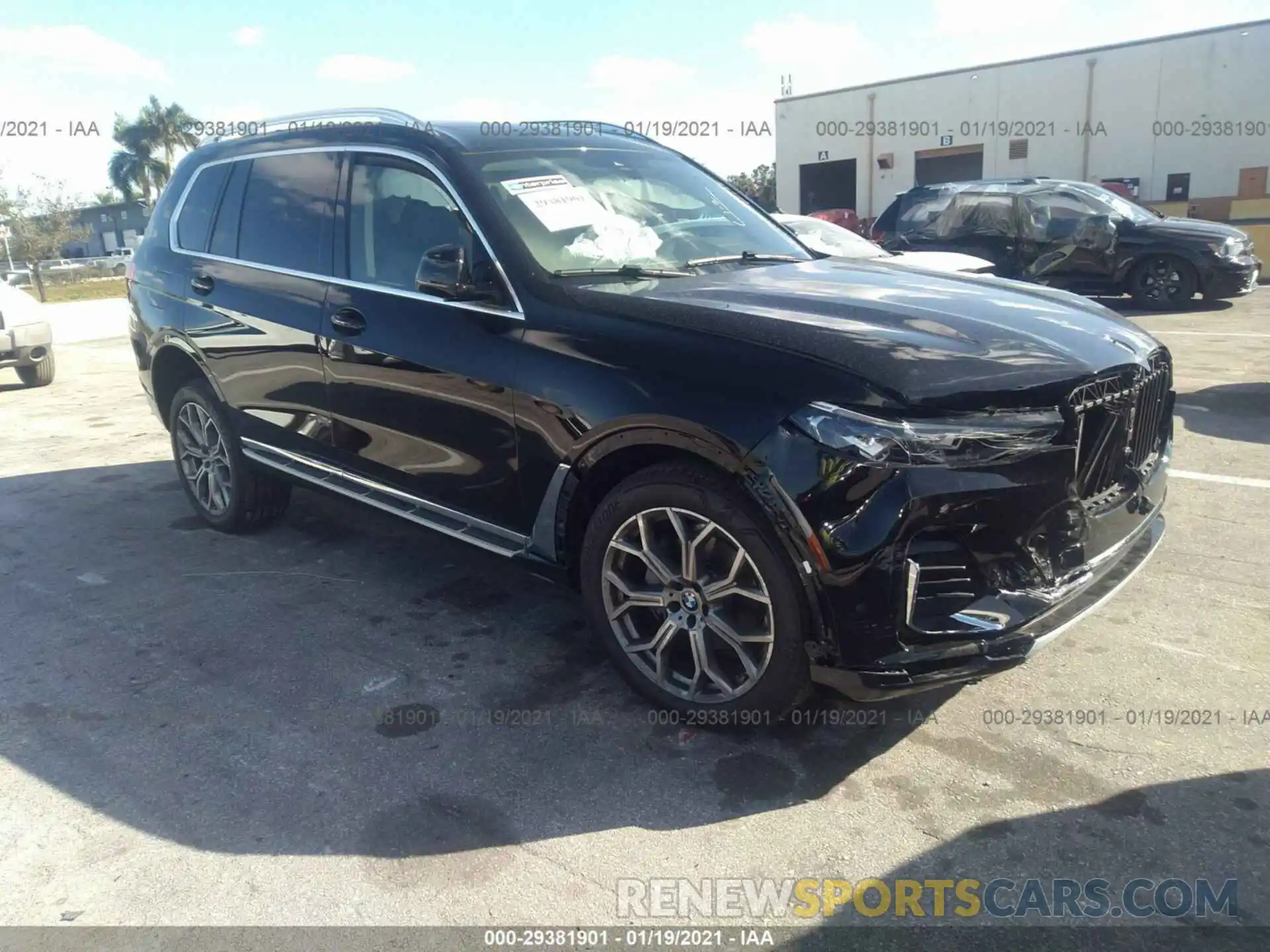 1 Photograph of a damaged car 5UXCW2C02M9E88891 BMW X7 2021