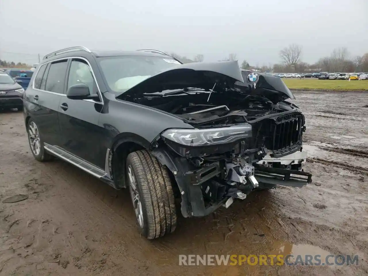 1 Photograph of a damaged car 5UXCW2C02M9F32727 BMW X7 2021