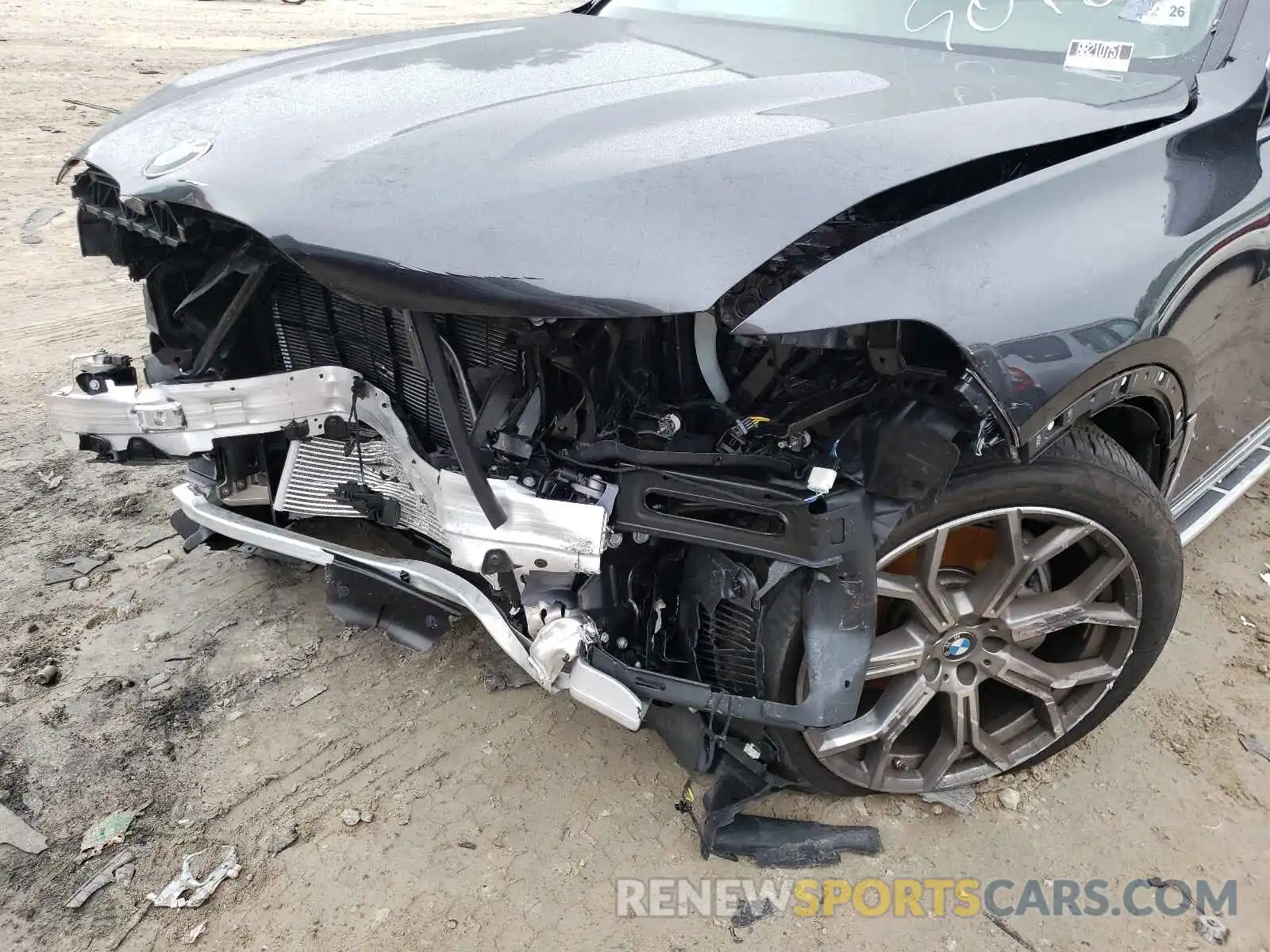 9 Photograph of a damaged car 5UXCW2C02M9F71463 BMW X7 2021