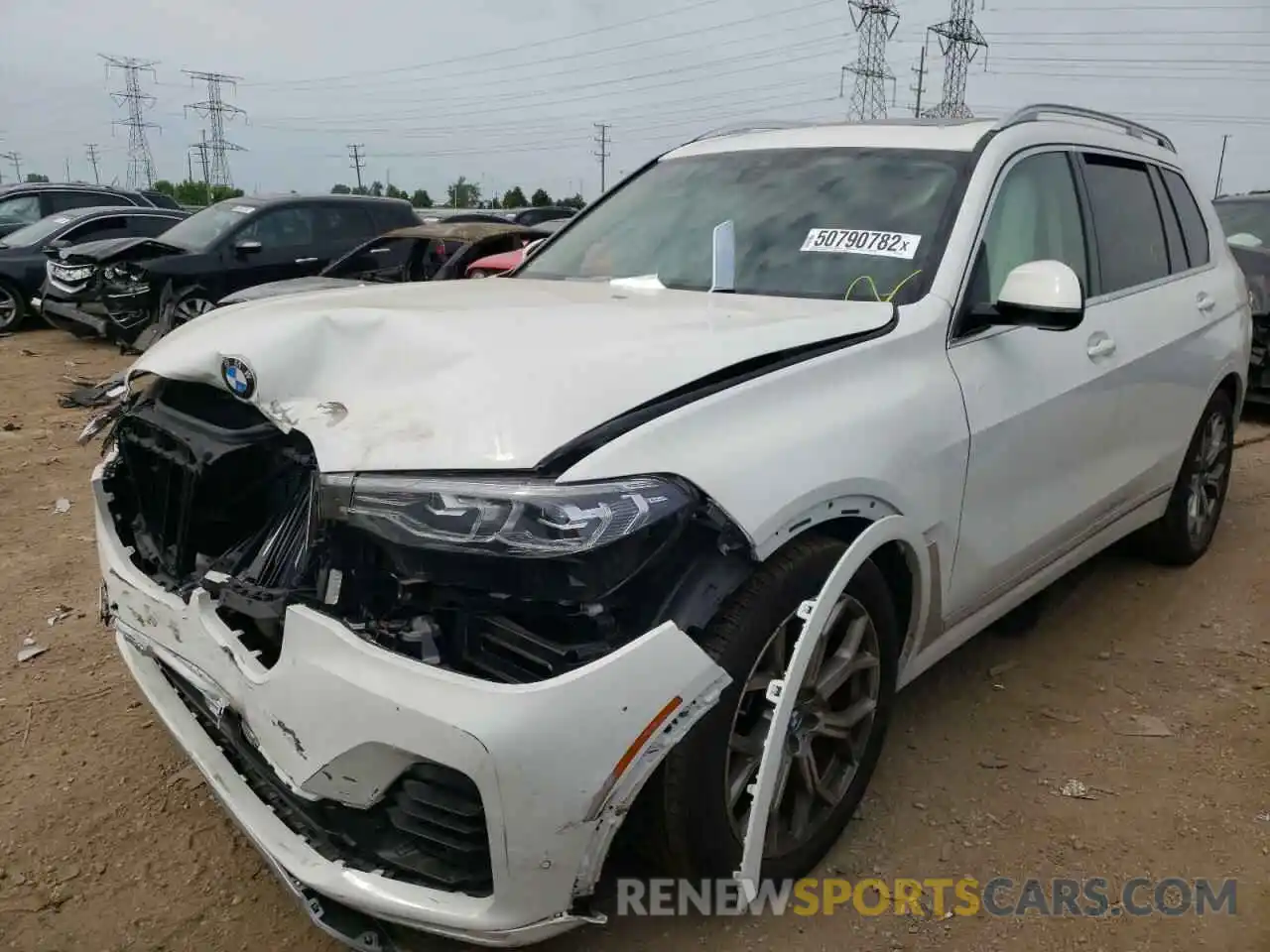 2 Photograph of a damaged car 5UXCW2C02M9F75593 BMW X7 2021