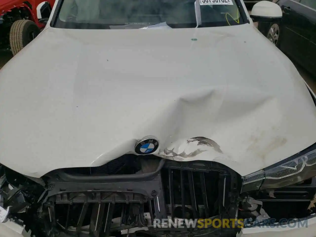 7 Photograph of a damaged car 5UXCW2C02M9F75593 BMW X7 2021