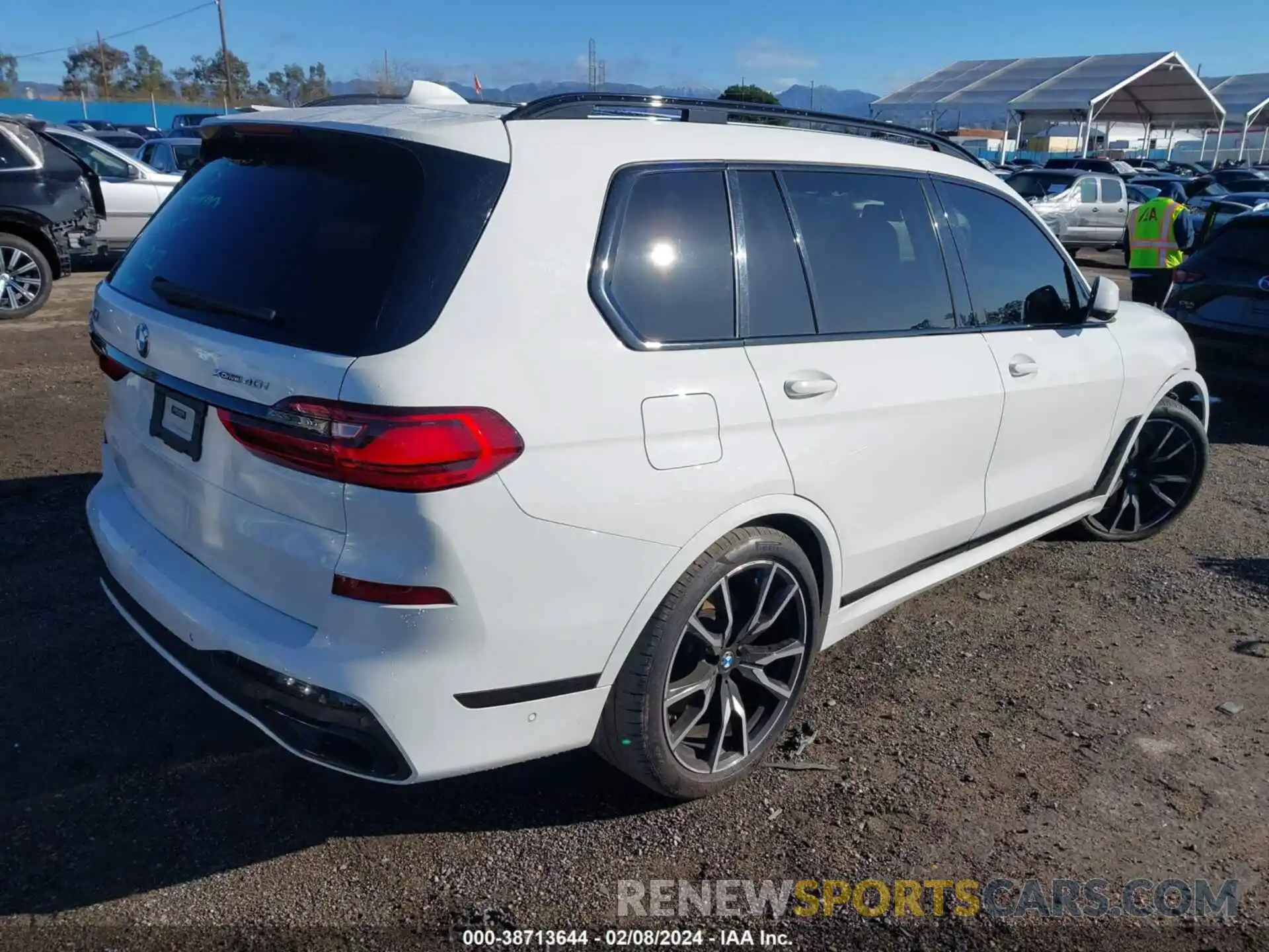 4 Фотография поврежденного автомобиля 5UXCW2C02M9F89963 BMW X7 2021