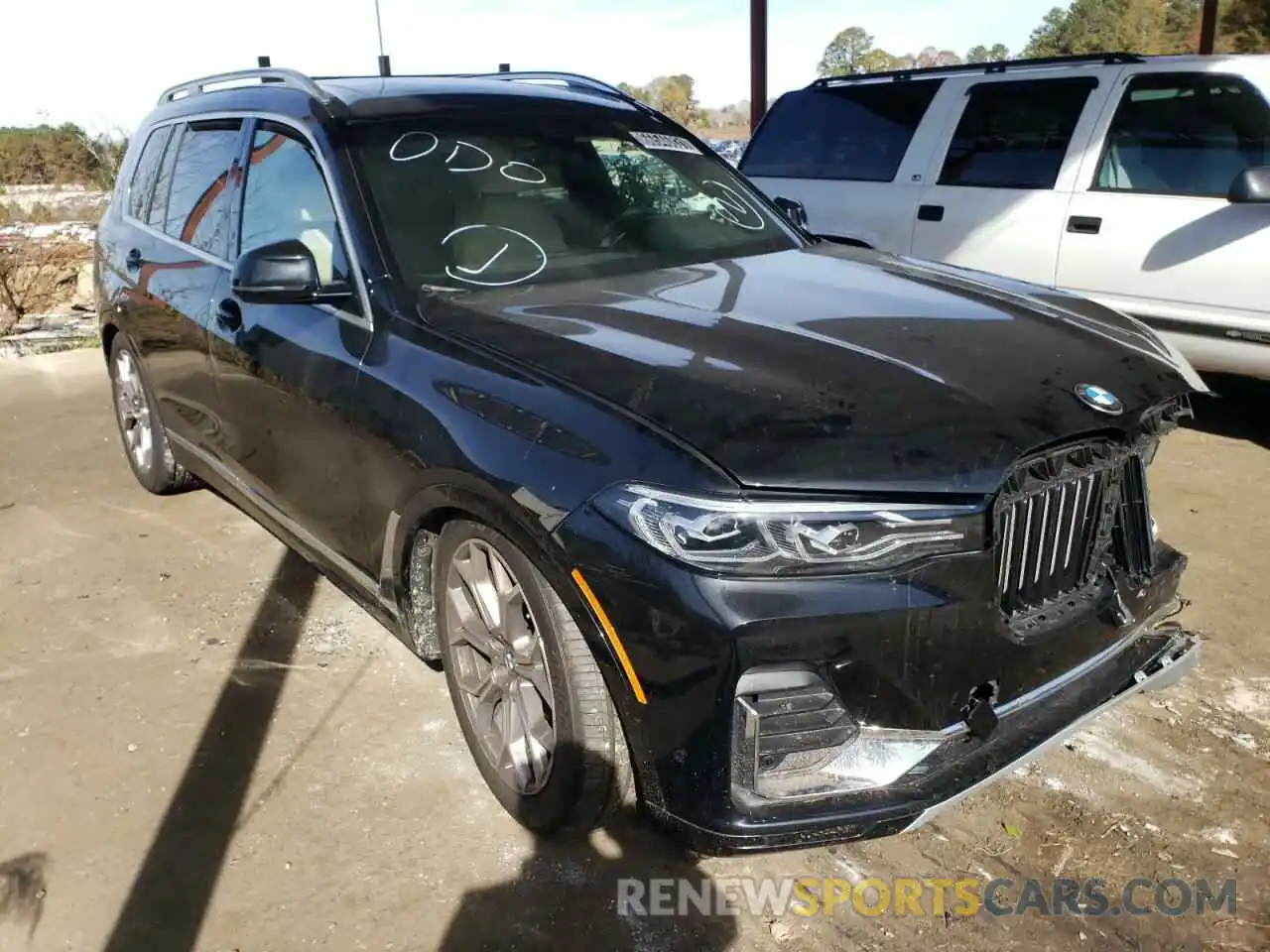 1 Photograph of a damaged car 5UXCW2C02M9G77749 BMW X7 2021