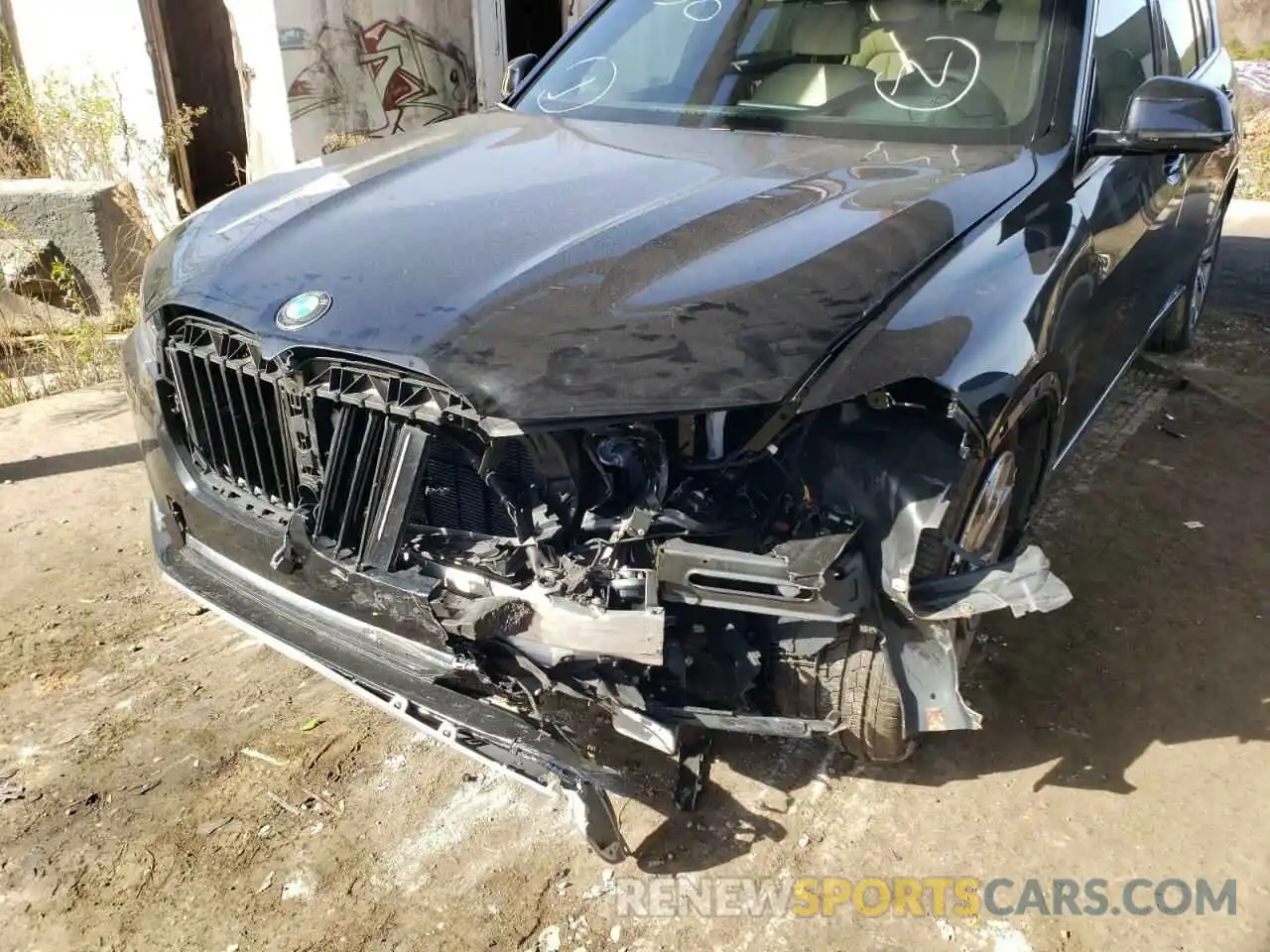 9 Photograph of a damaged car 5UXCW2C02M9G77749 BMW X7 2021