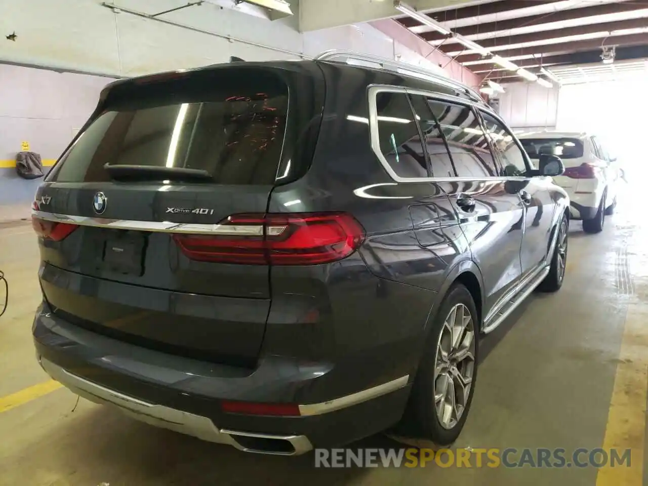 4 Фотография поврежденного автомобиля 5UXCW2C03M9F32476 BMW X7 2021