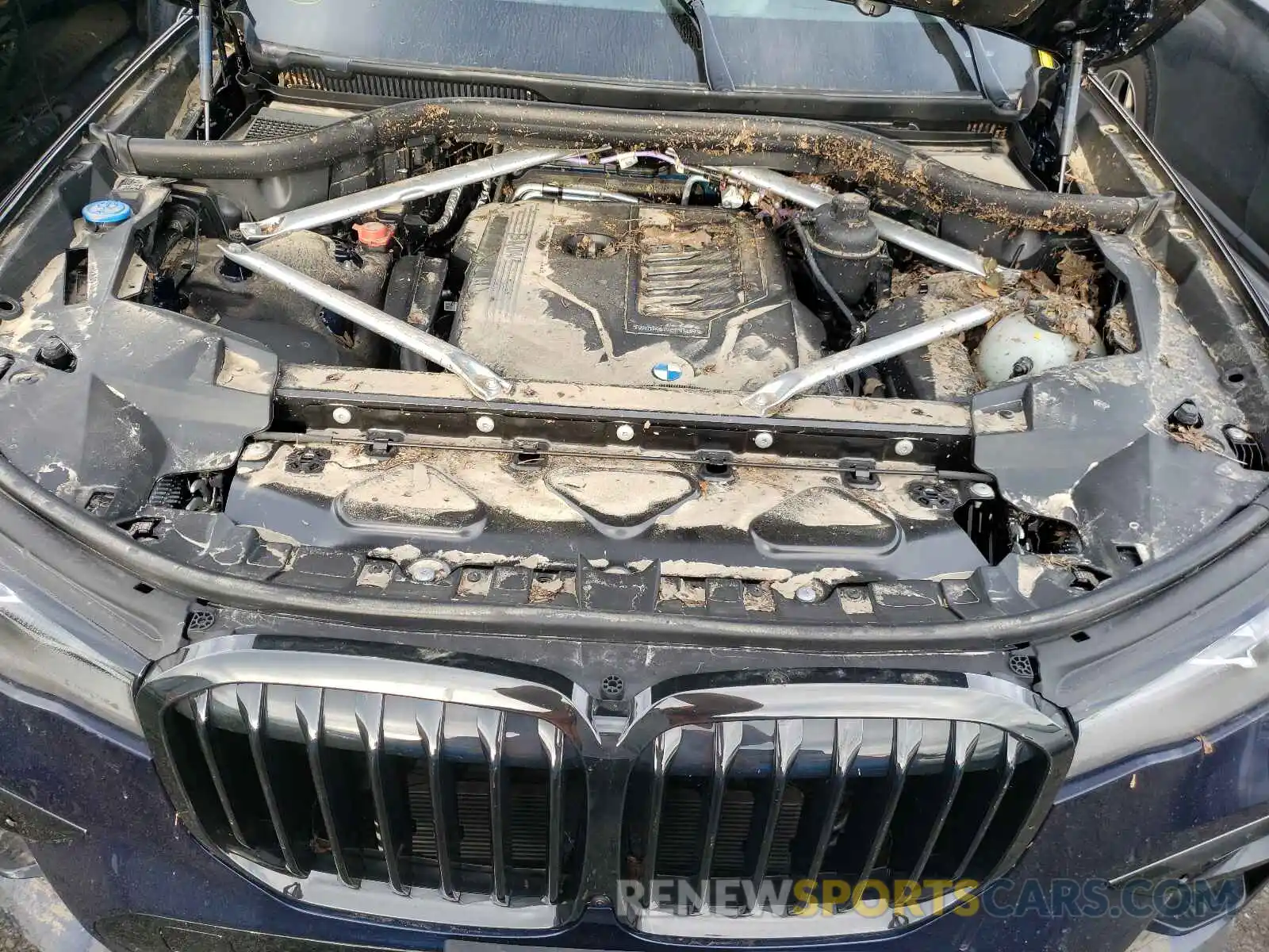 7 Photograph of a damaged car 5UXCW2C03M9F85162 BMW X7 2021