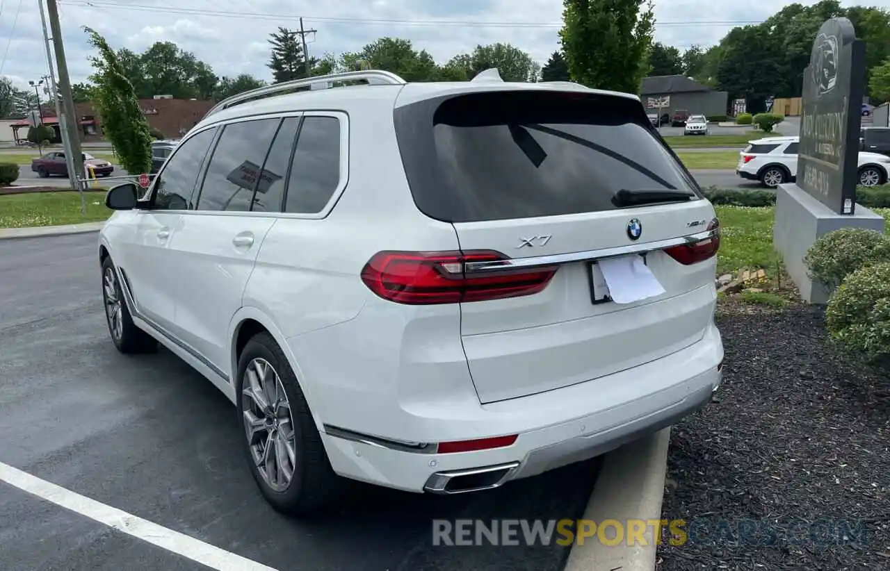 3 Photograph of a damaged car 5UXCW2C03M9G06656 BMW X7 2021