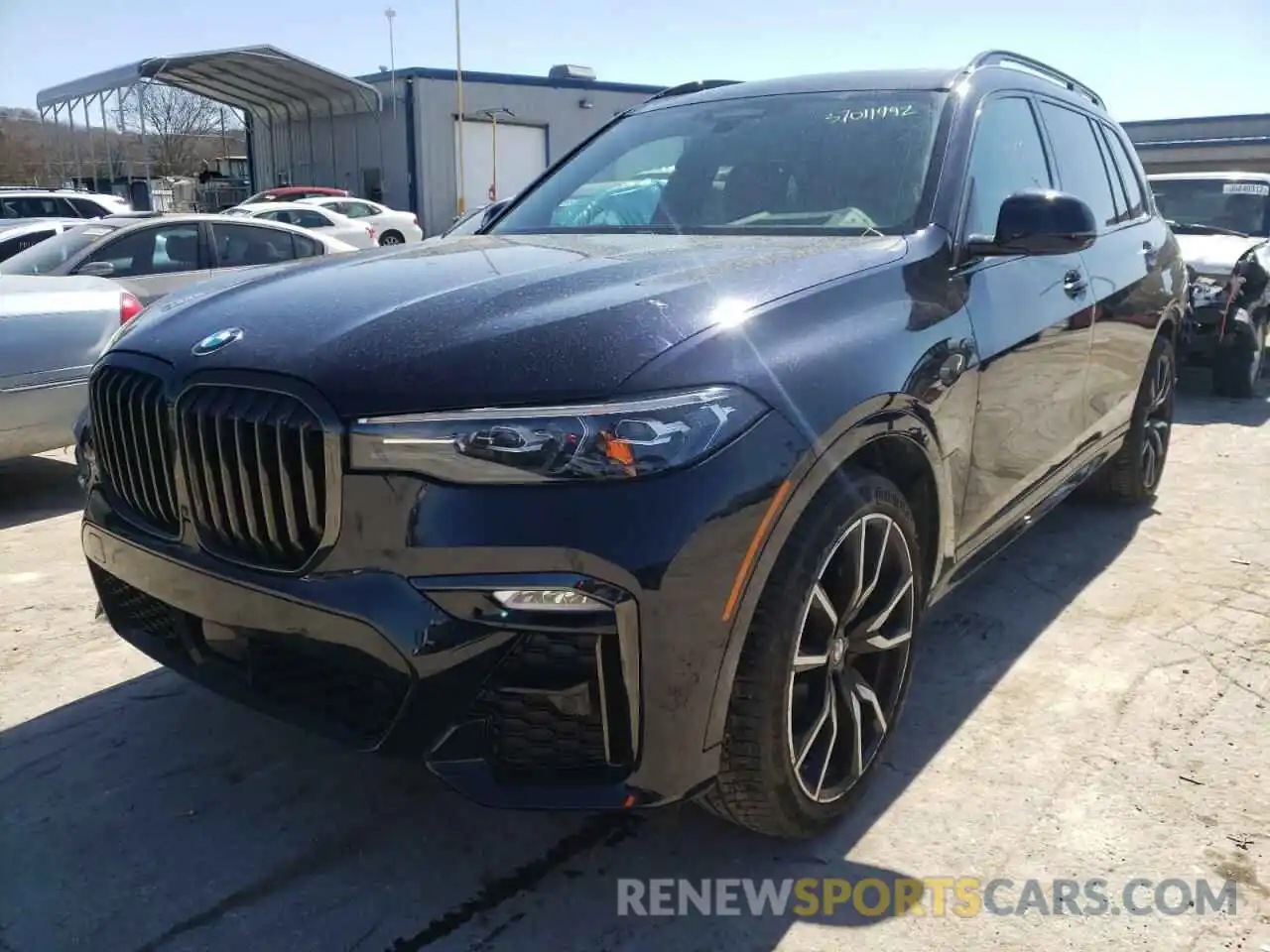 2 Photograph of a damaged car 5UXCW2C04M9E97589 BMW X7 2021