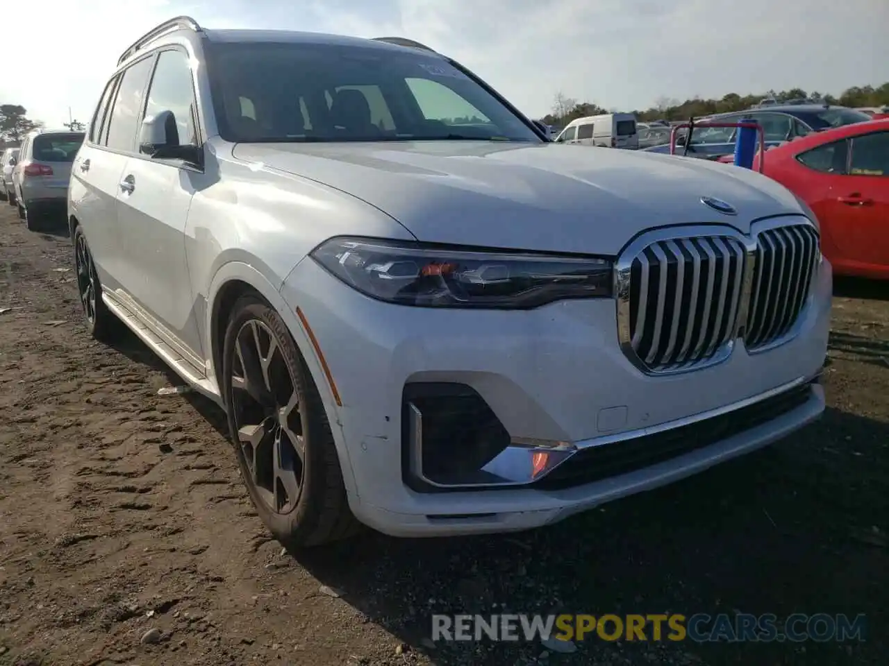 1 Photograph of a damaged car 5UXCW2C04M9F57001 BMW X7 2021