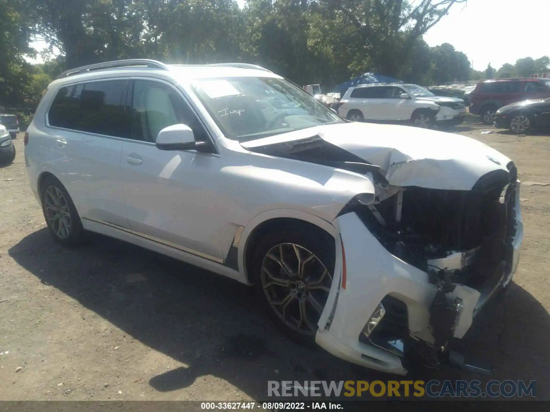 1 Photograph of a damaged car 5UXCW2C04M9G38936 BMW X7 2021