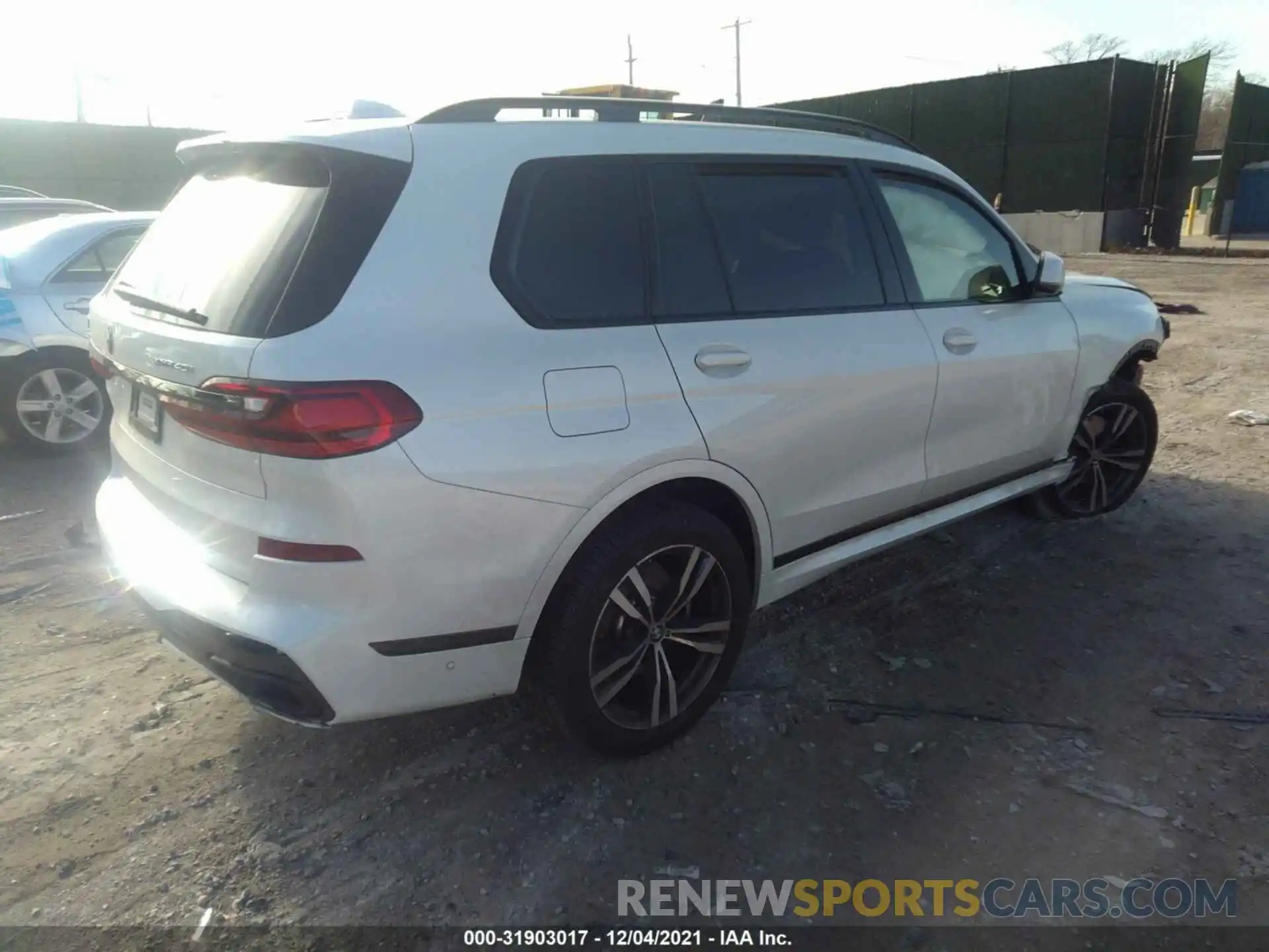 4 Фотография поврежденного автомобиля 5UXCW2C04M9G58717 BMW X7 2021