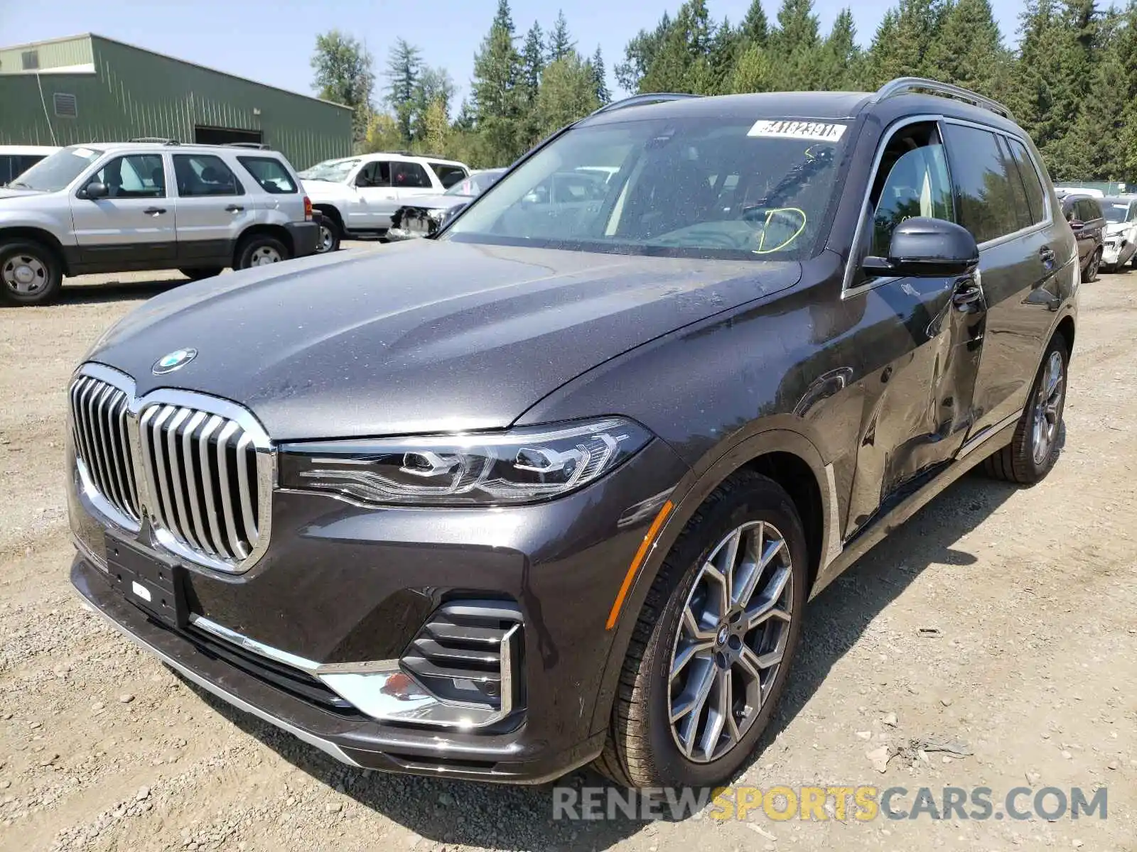 2 Photograph of a damaged car 5UXCW2C04M9H39071 BMW X7 2021