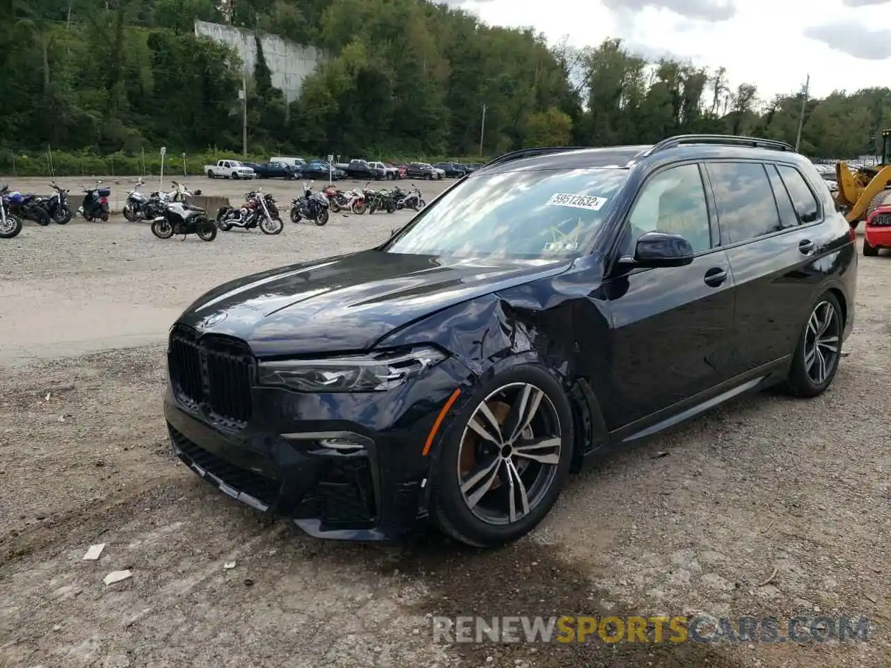 2 Photograph of a damaged car 5UXCW2C05M9E34484 BMW X7 2021