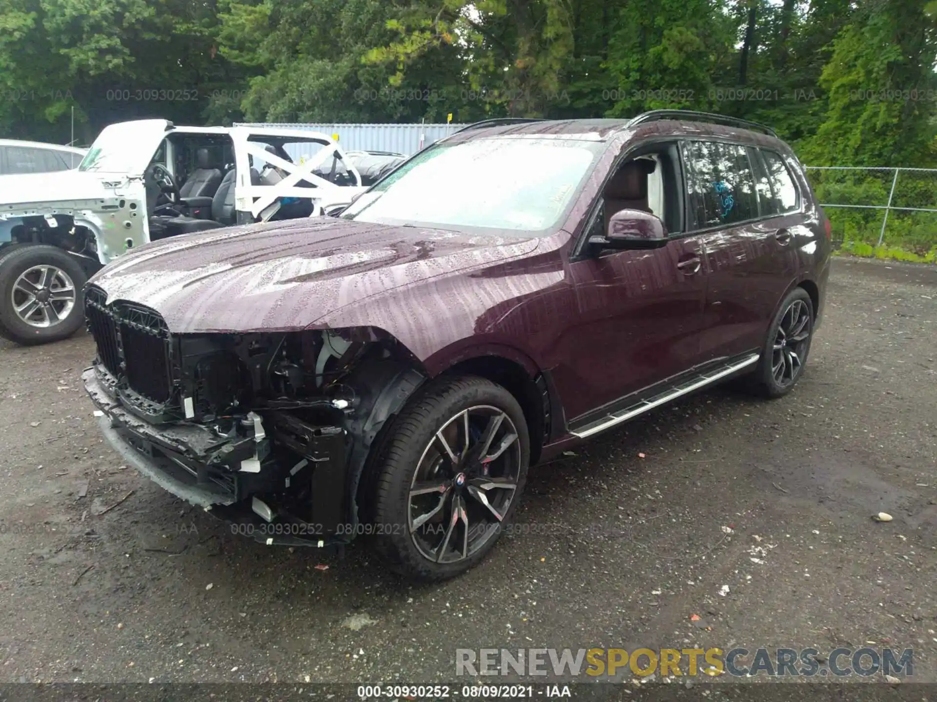 2 Photograph of a damaged car 5UXCW2C05M9G52344 BMW X7 2021