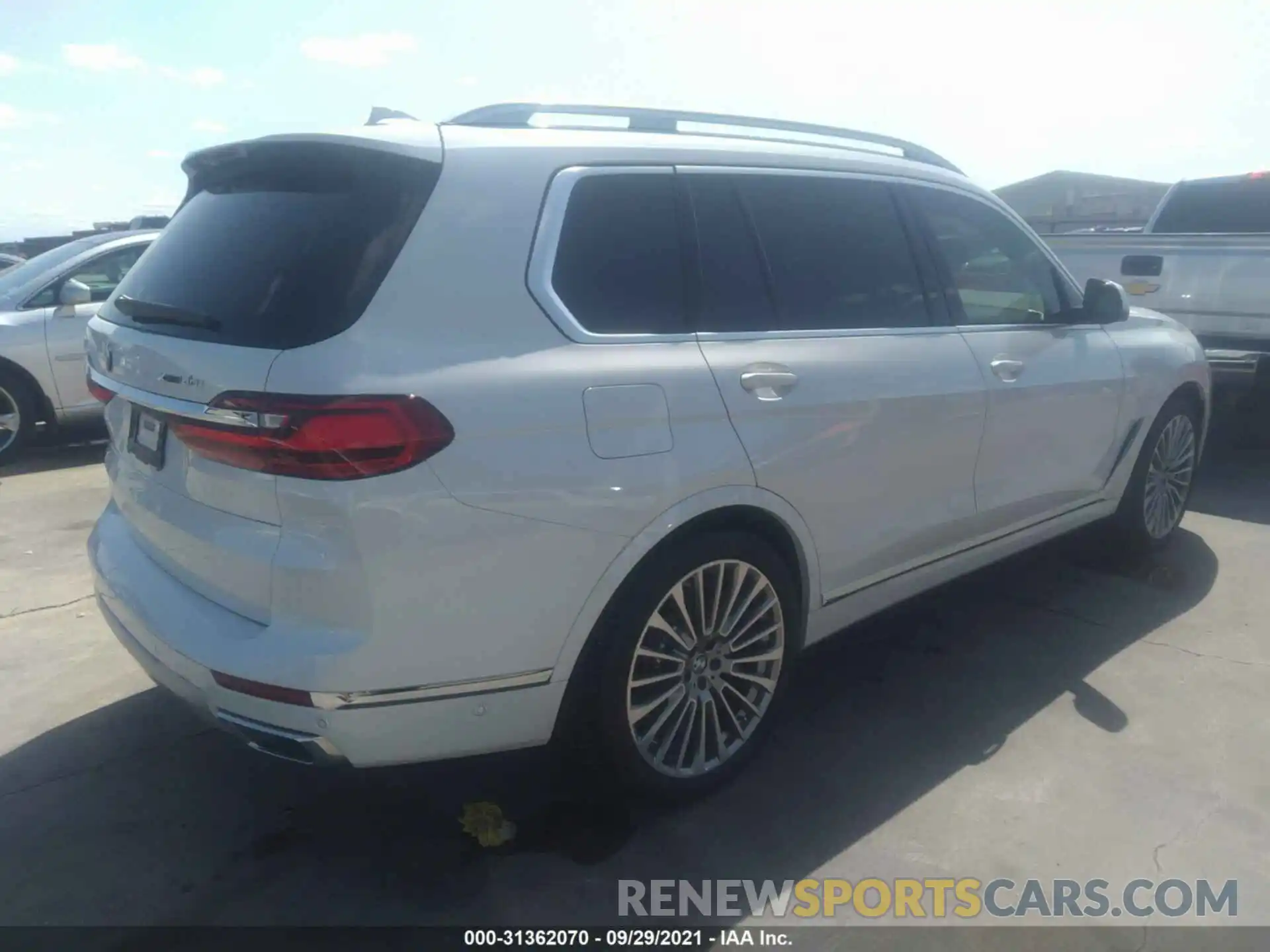 4 Фотография поврежденного автомобиля 5UXCW2C06M9E54291 BMW X7 2021