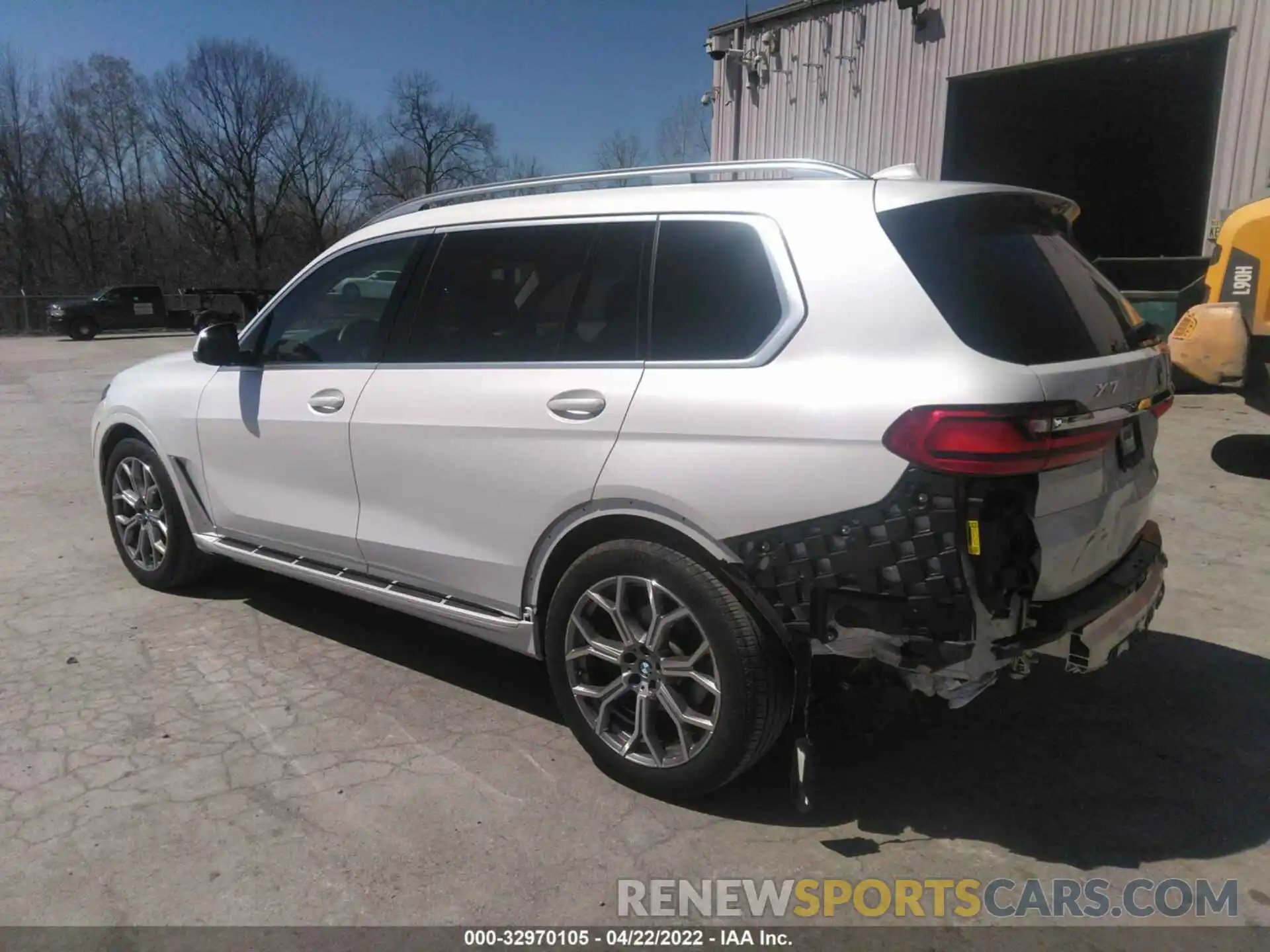 3 Photograph of a damaged car 5UXCW2C06M9G06974 BMW X7 2021