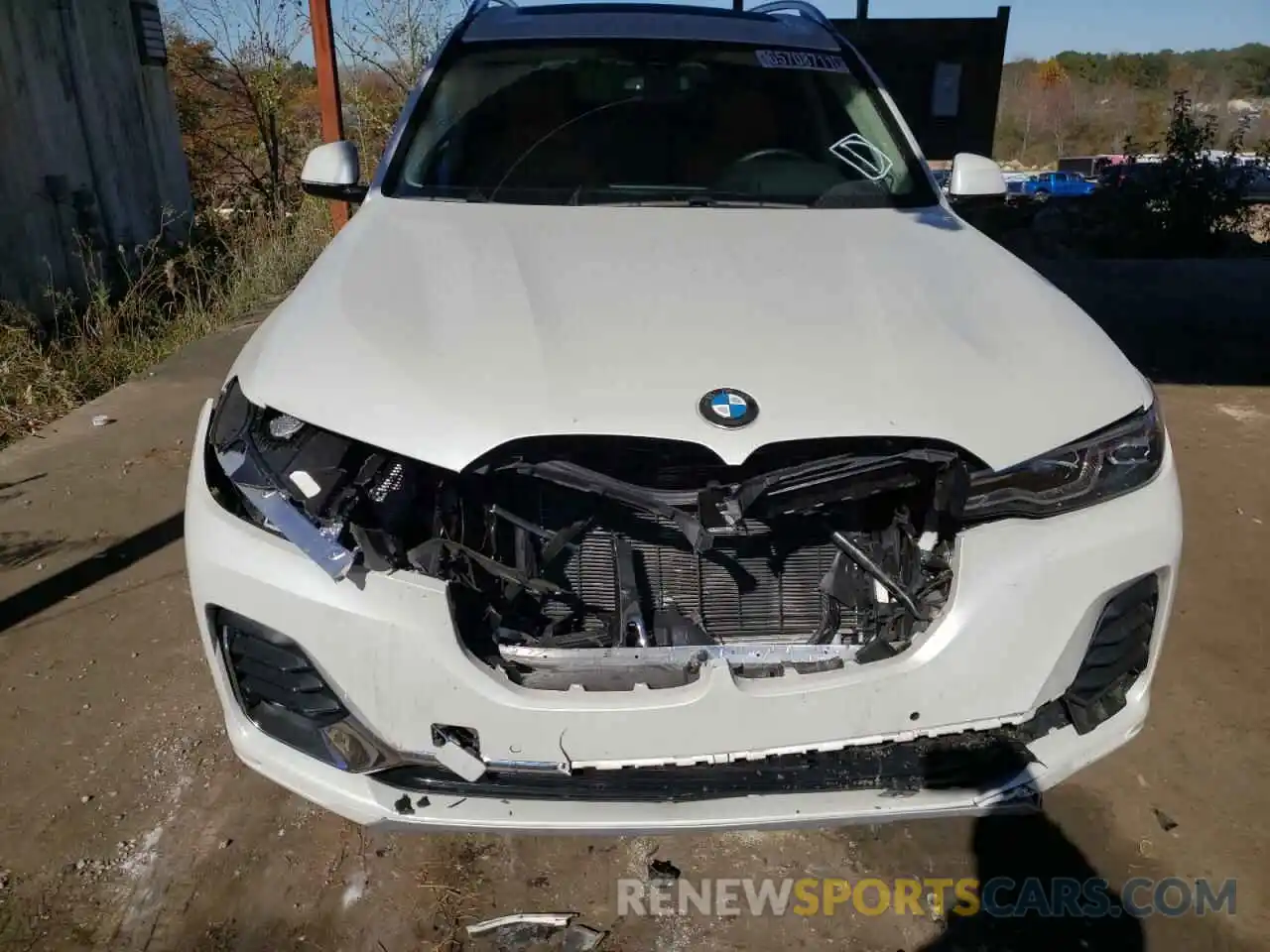 9 Photograph of a damaged car 5UXCW2C06M9H12051 BMW X7 2021